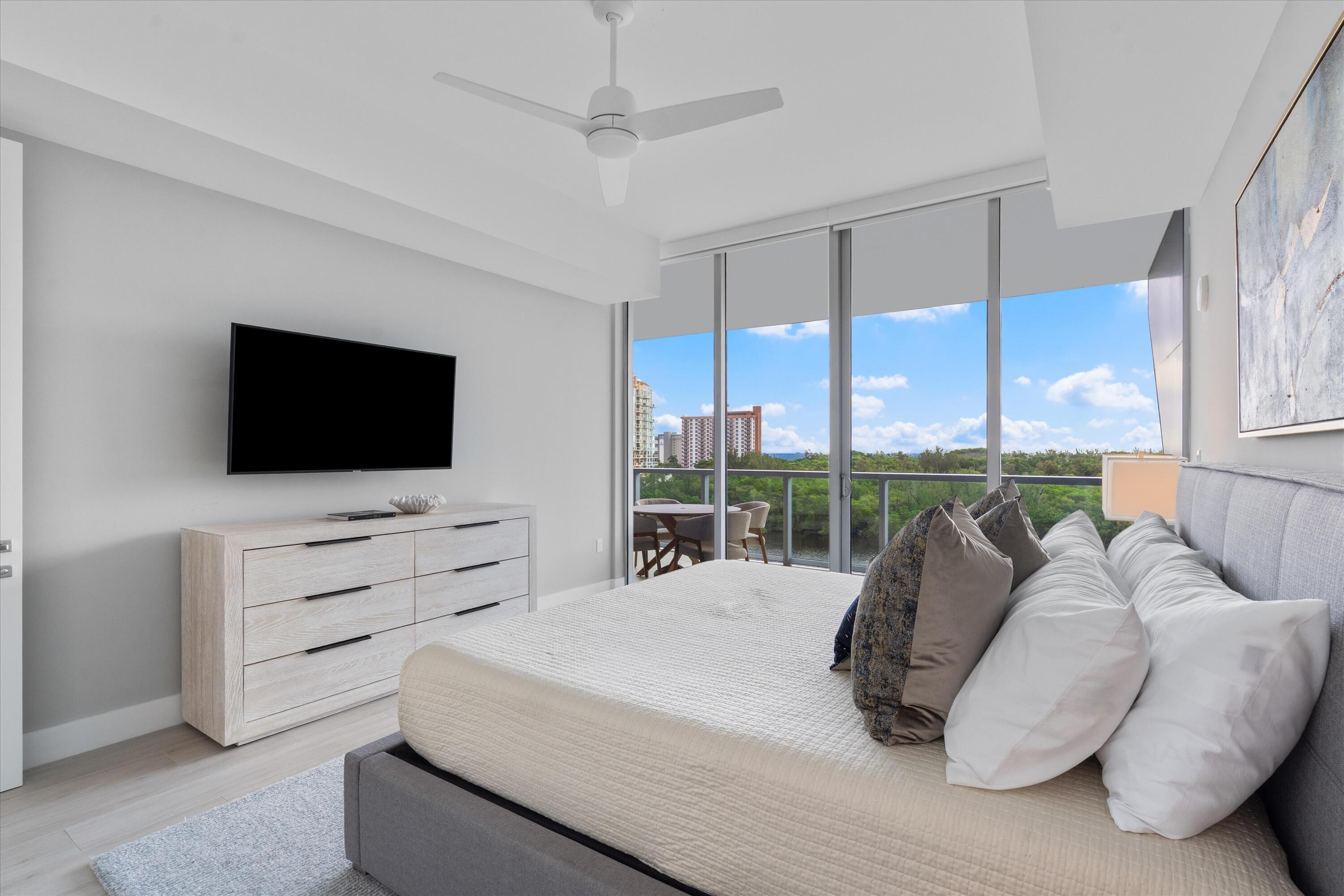 920 Intracoastal #702, Fort Lauderdale FL 33304