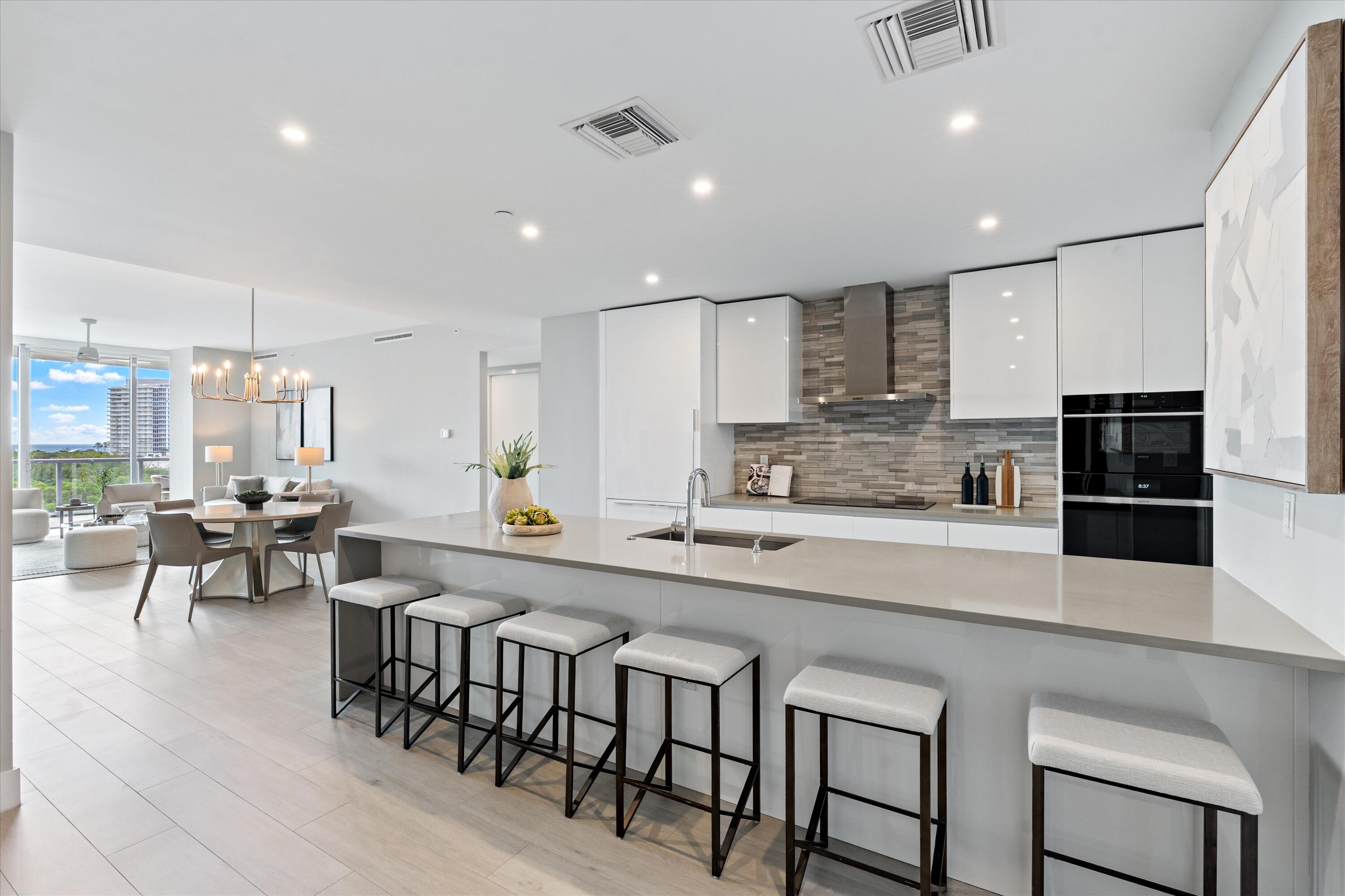 920 Intracoastal #702, Fort Lauderdale FL 33304