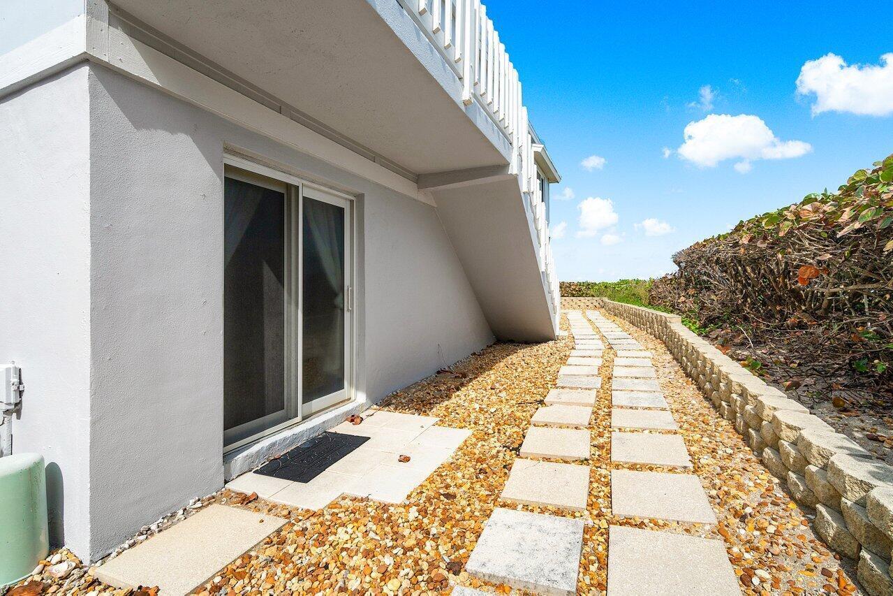 1457 NE OCEAN #1, Stuart FL 34996