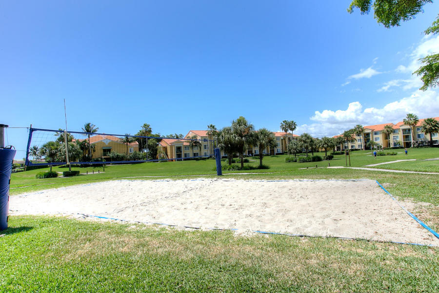 160 Yacht Club #Unit 308, Hypoluxo FL 33462