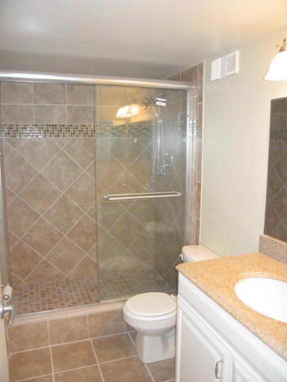 160 Yacht Club #Unit 308, Hypoluxo FL 33462