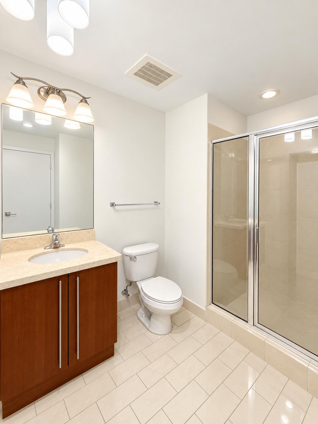 1111 SW 1st #2823-N, Miami FL 33130