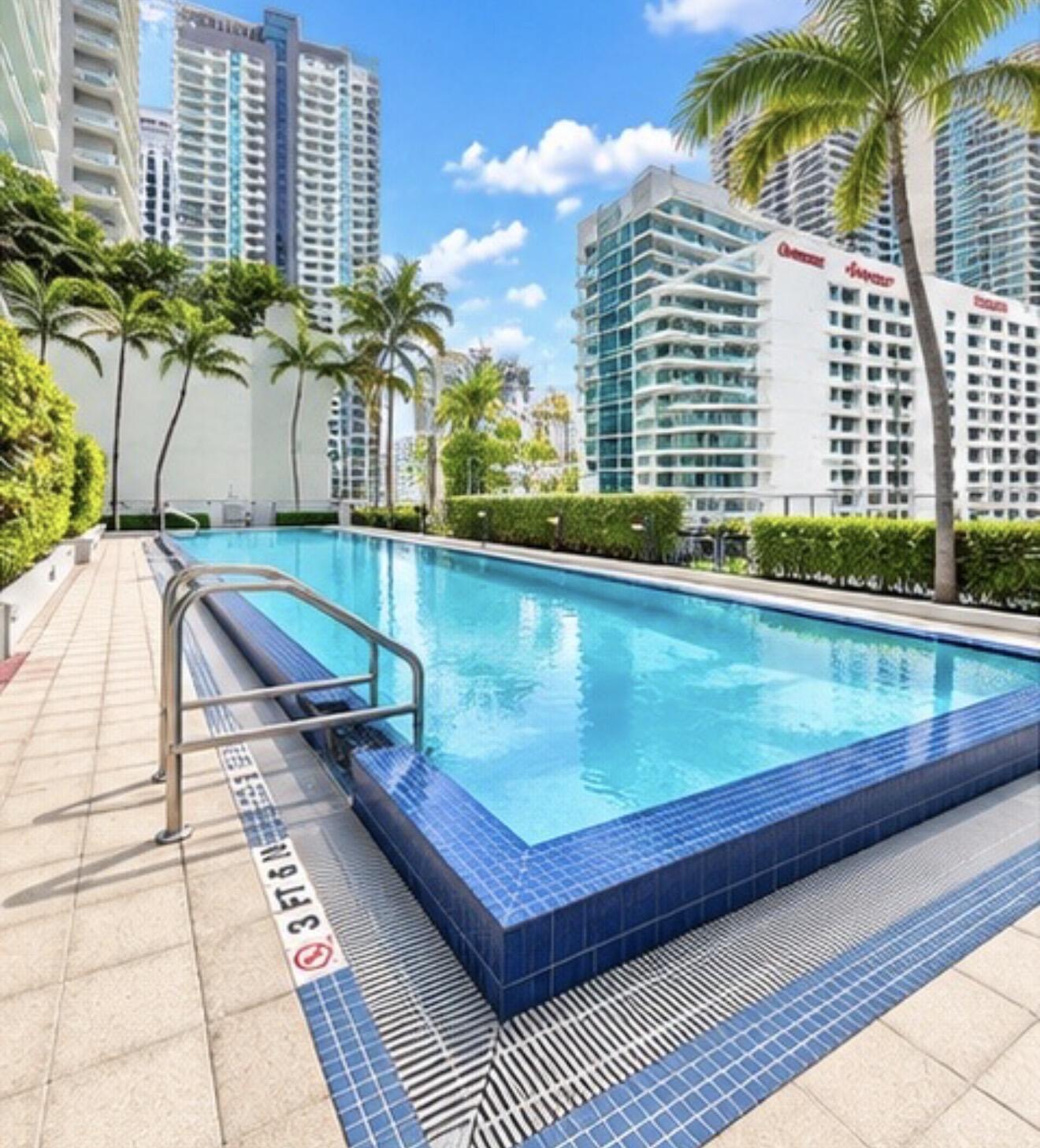 1111 SW 1st #2823-N, Miami FL 33130