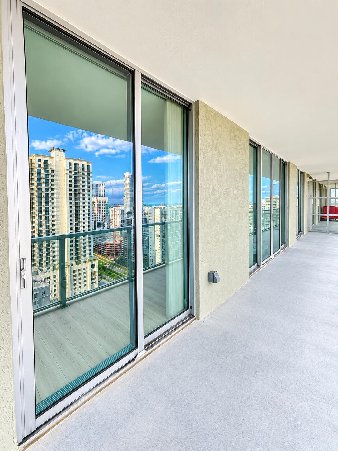 1111 SW 1st #2823-N, Miami FL 33130