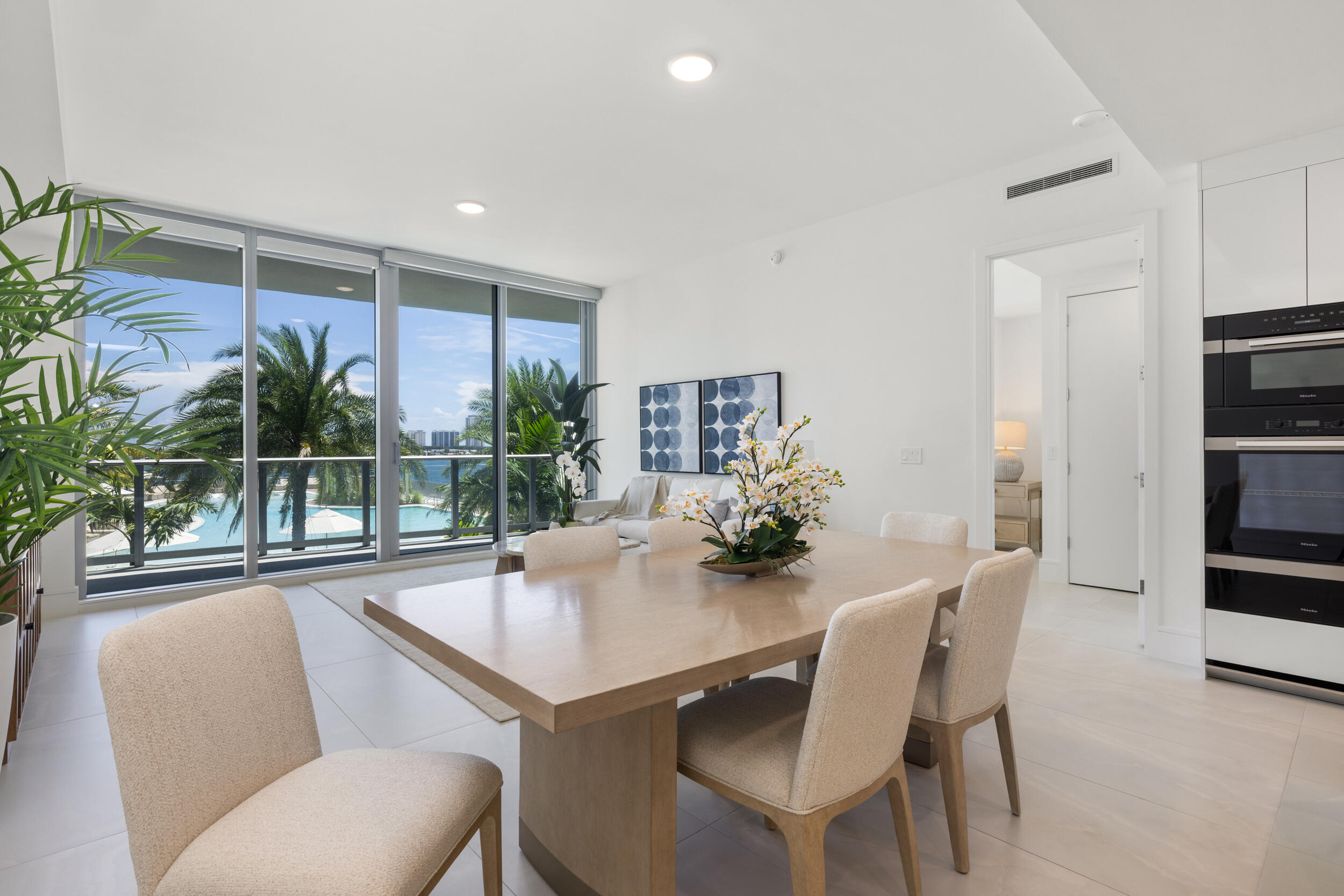220 Lake Shore #704, Lake Park FL 33403