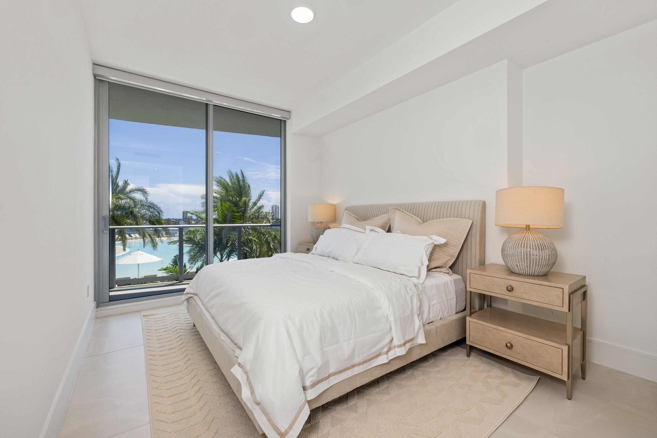 220 Lake Shore #704, Lake Park FL 33403