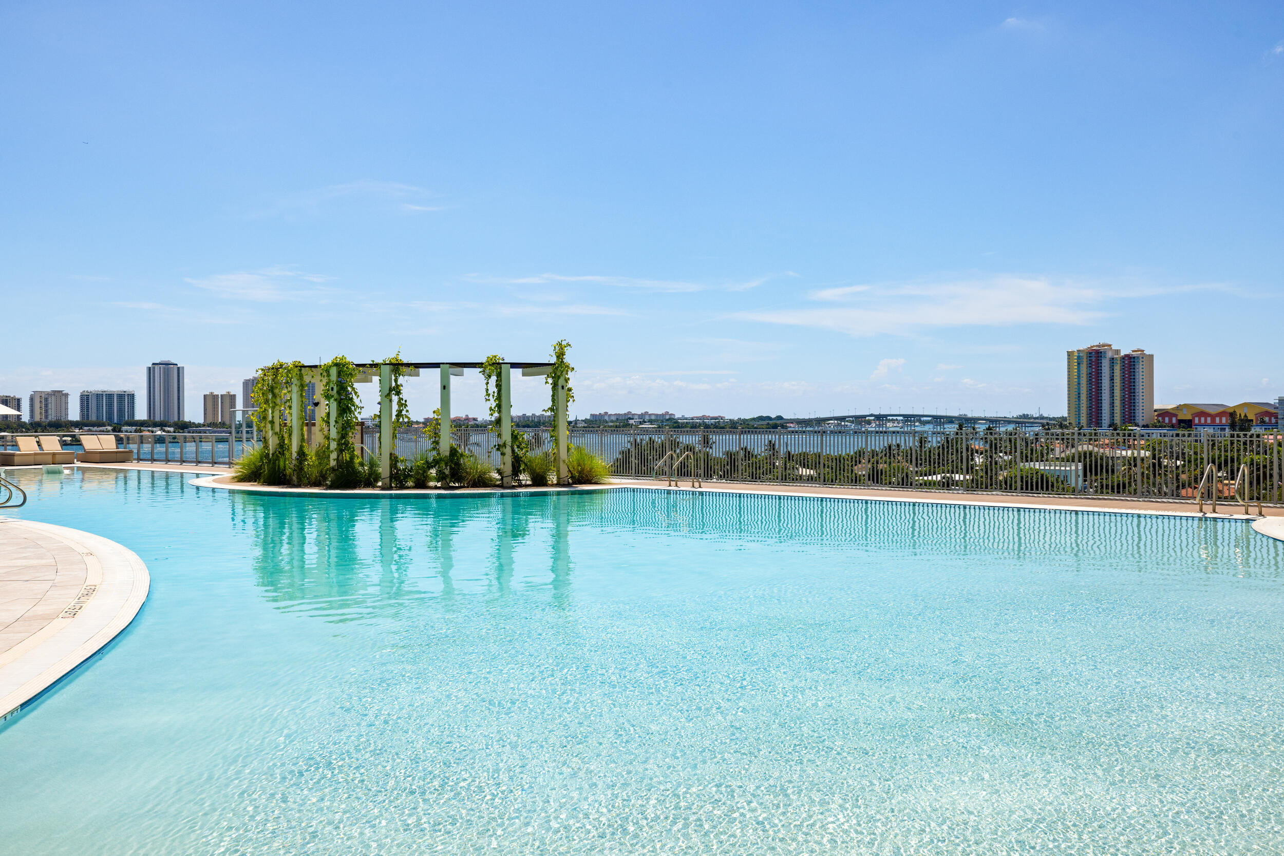 220 Lake Shore #704, Lake Park FL 33403