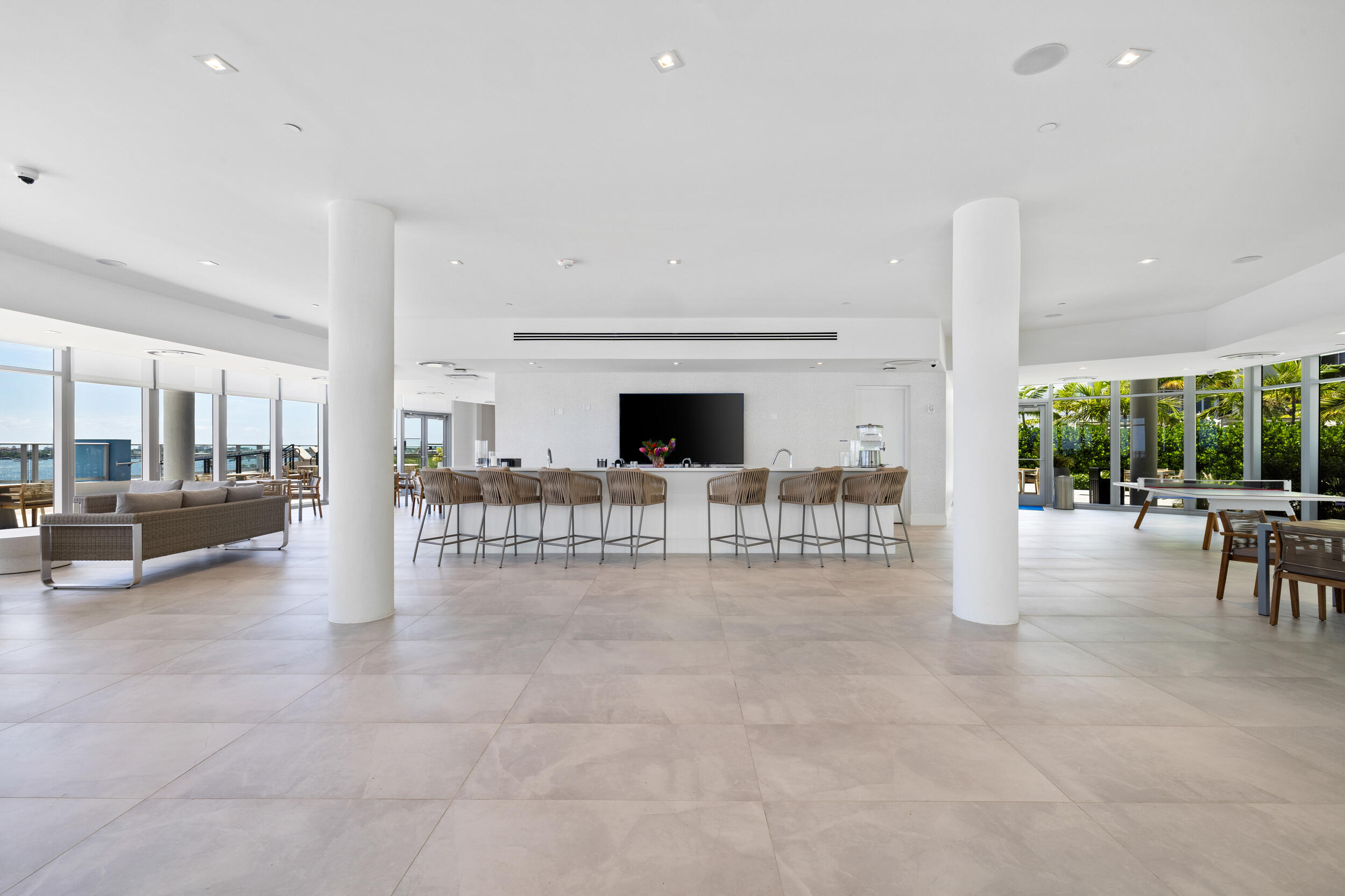 220 Lake Shore #704, Lake Park FL 33403