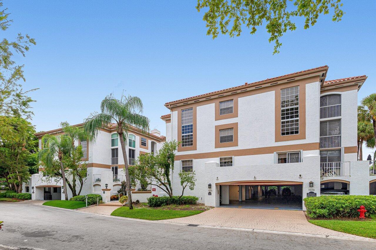 7370 ORANGEWOOD #202, Boca Raton FL 33433