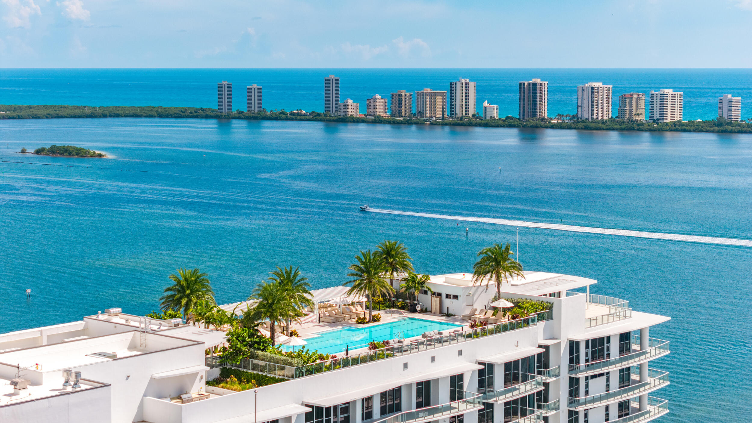 220 LAKE SHORE #612, West Palm Beach FL 33403