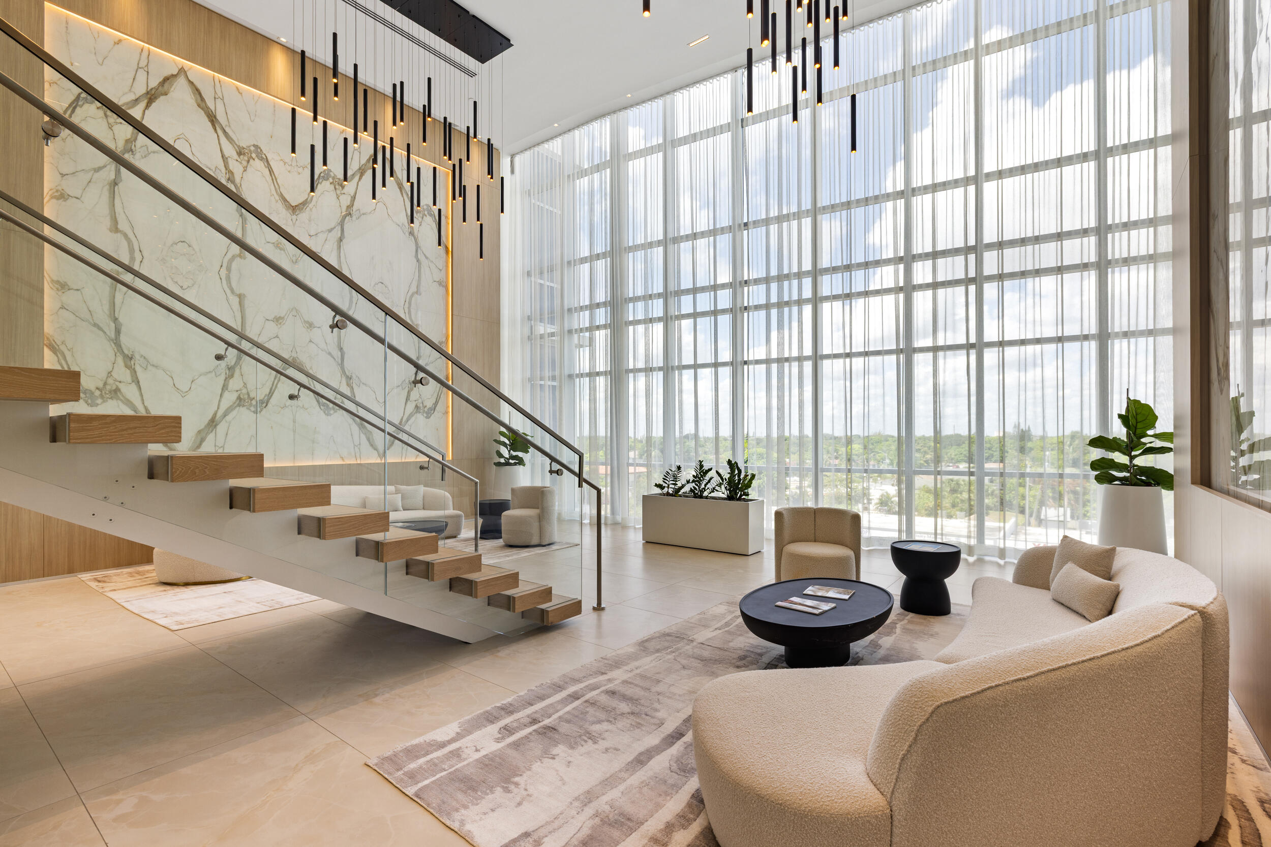 220 LAKE SHORE #612, West Palm Beach FL 33403