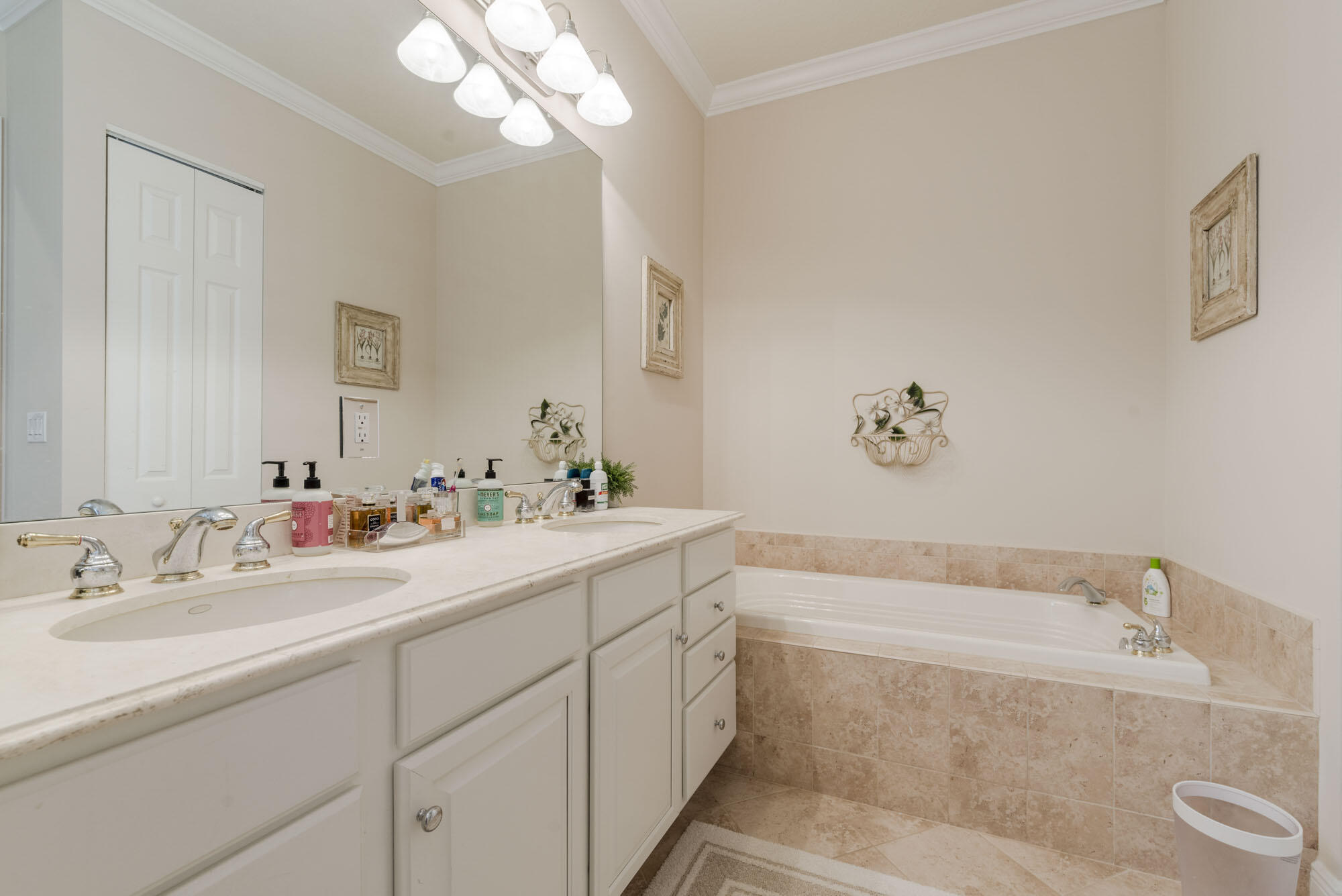 106 Renaissance, North Palm Beach FL 33410