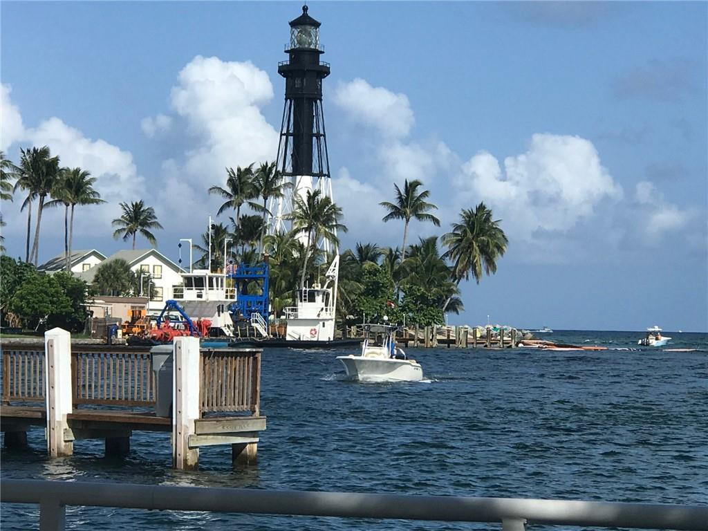 2755 NE 28TH #B4, Lighthouse Point FL 33064