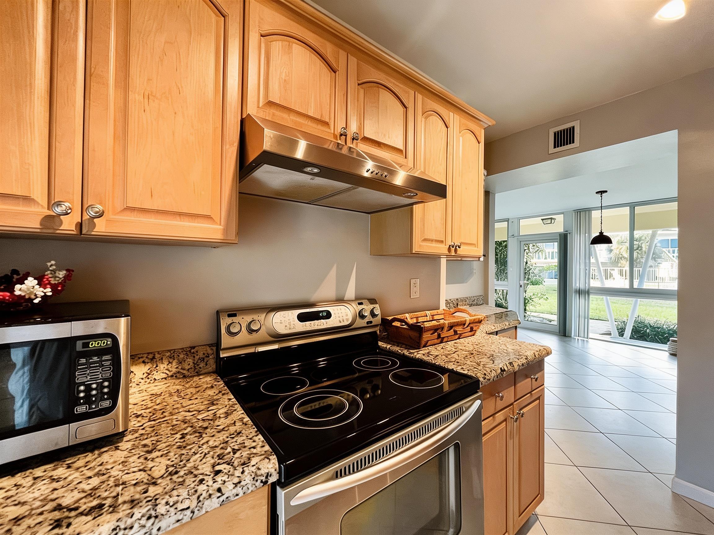 2755 NE 28TH #B4, Lighthouse Point FL 33064