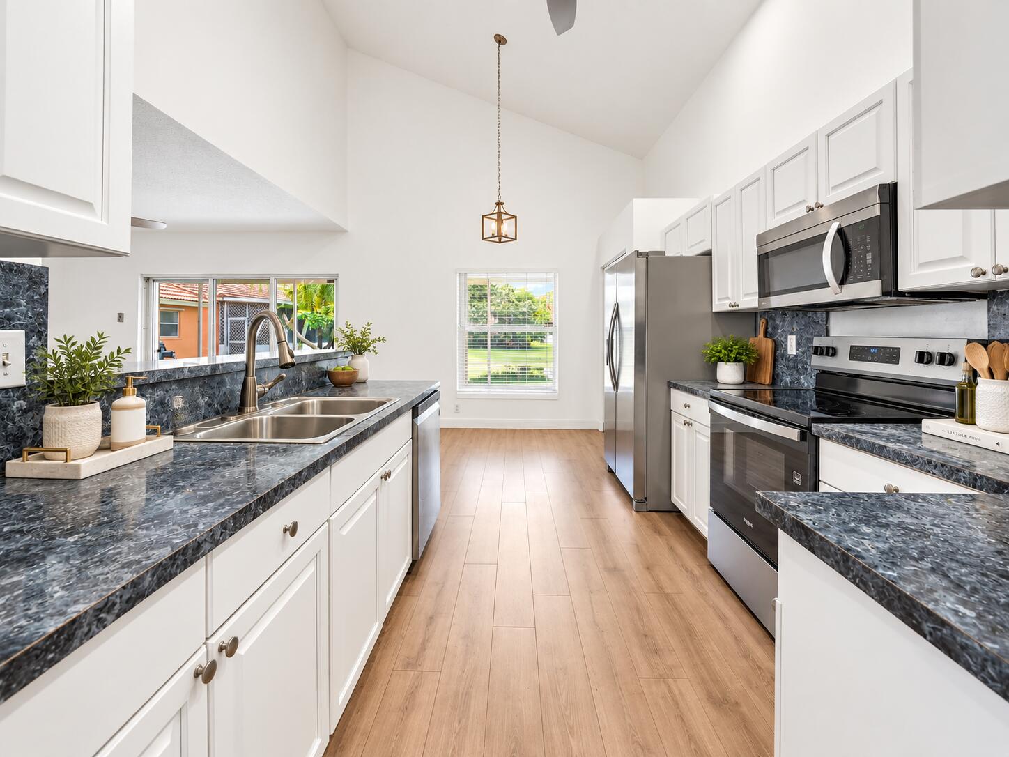 1045 Aspri, Riviera Beach FL 33418