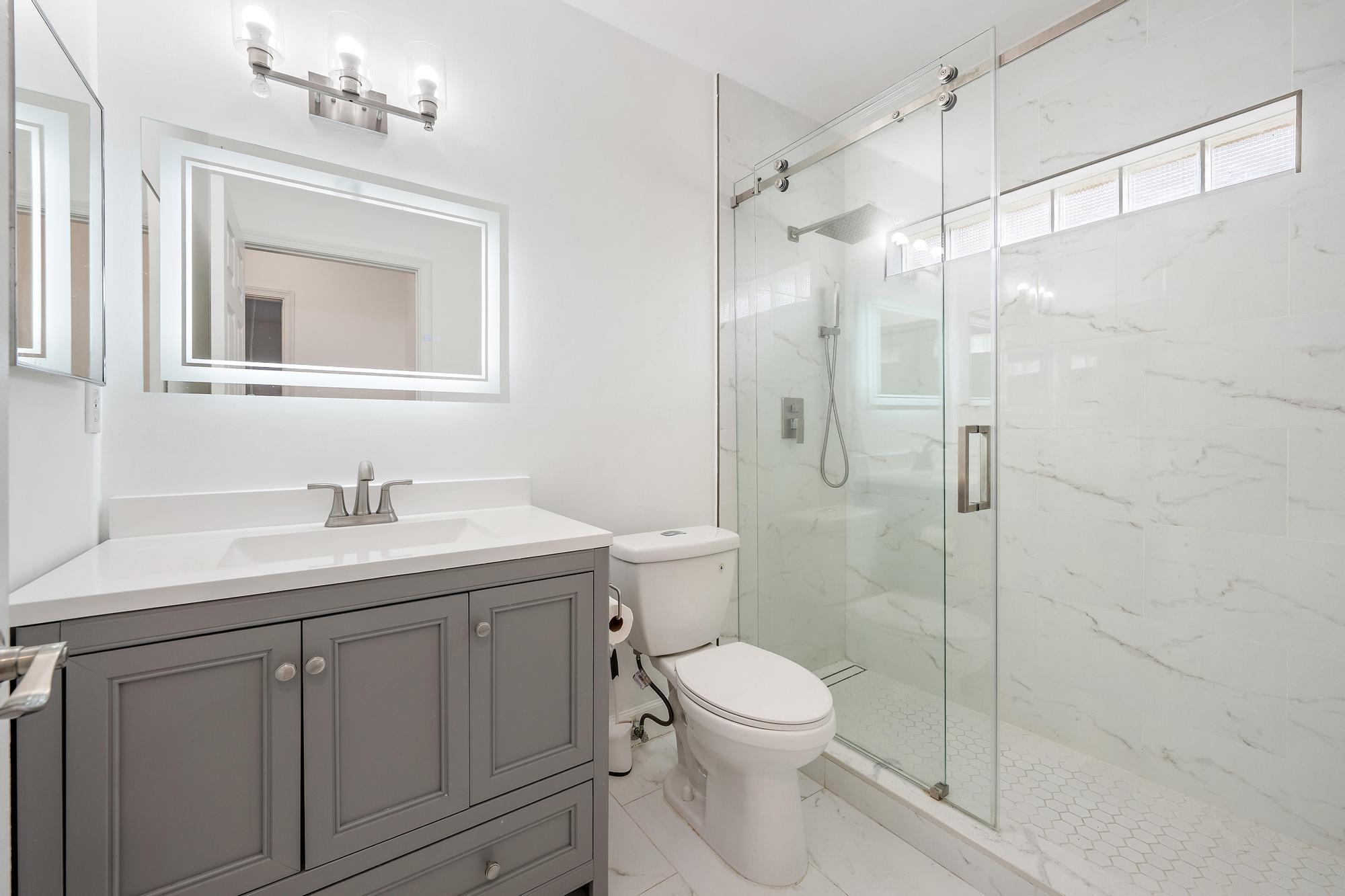 1045 Aspri, Riviera Beach FL 33418