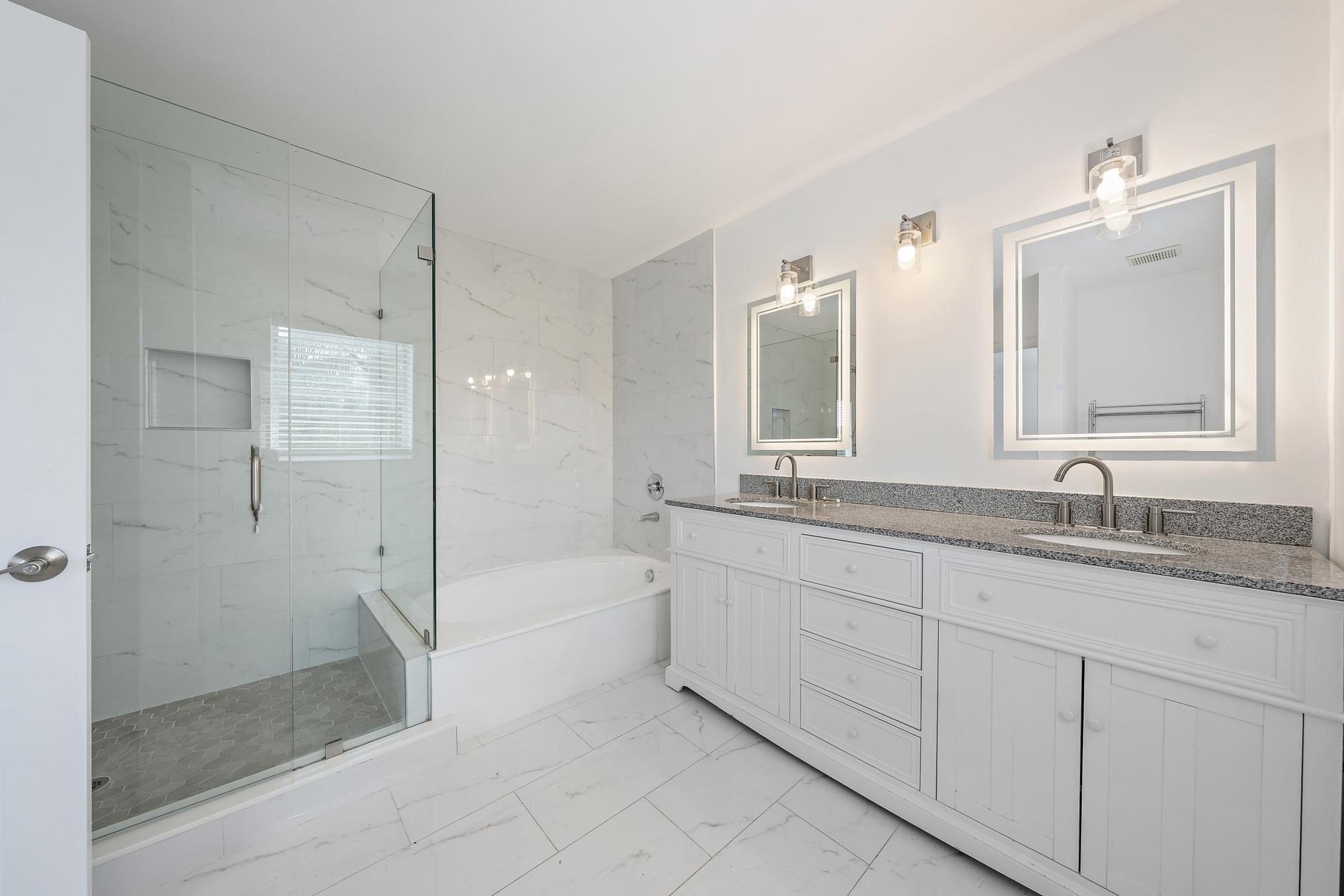 1045 Aspri, Riviera Beach FL 33418