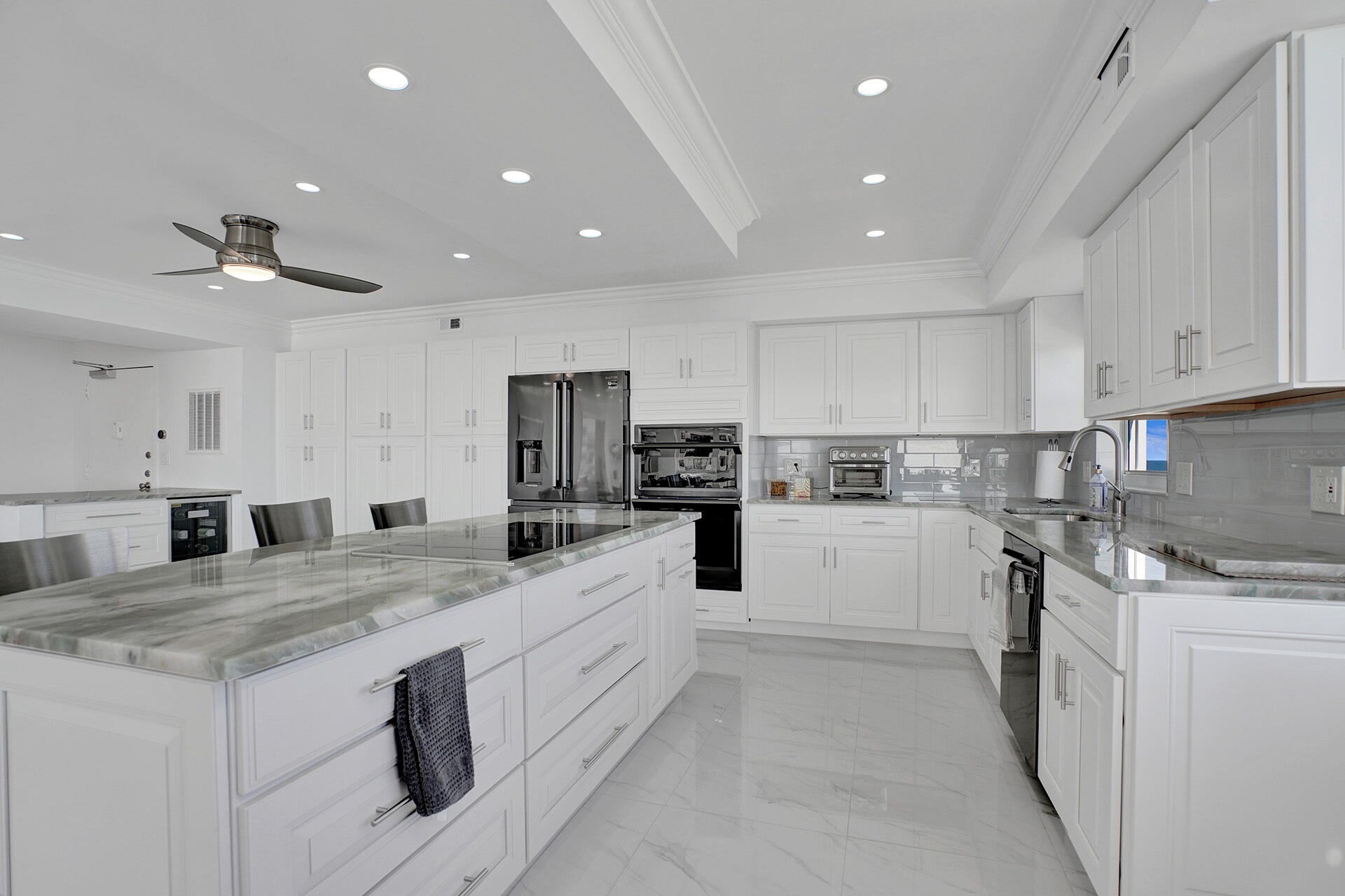 5200 N OCEAN #1401A, Lauderdale By The Sea FL 33308