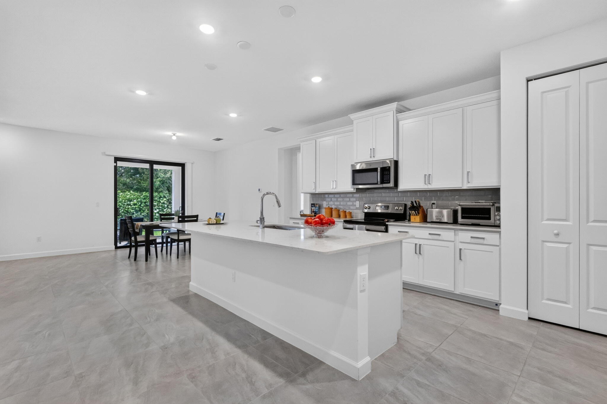 3129 Streng, Royal Palm Beach FL 33411