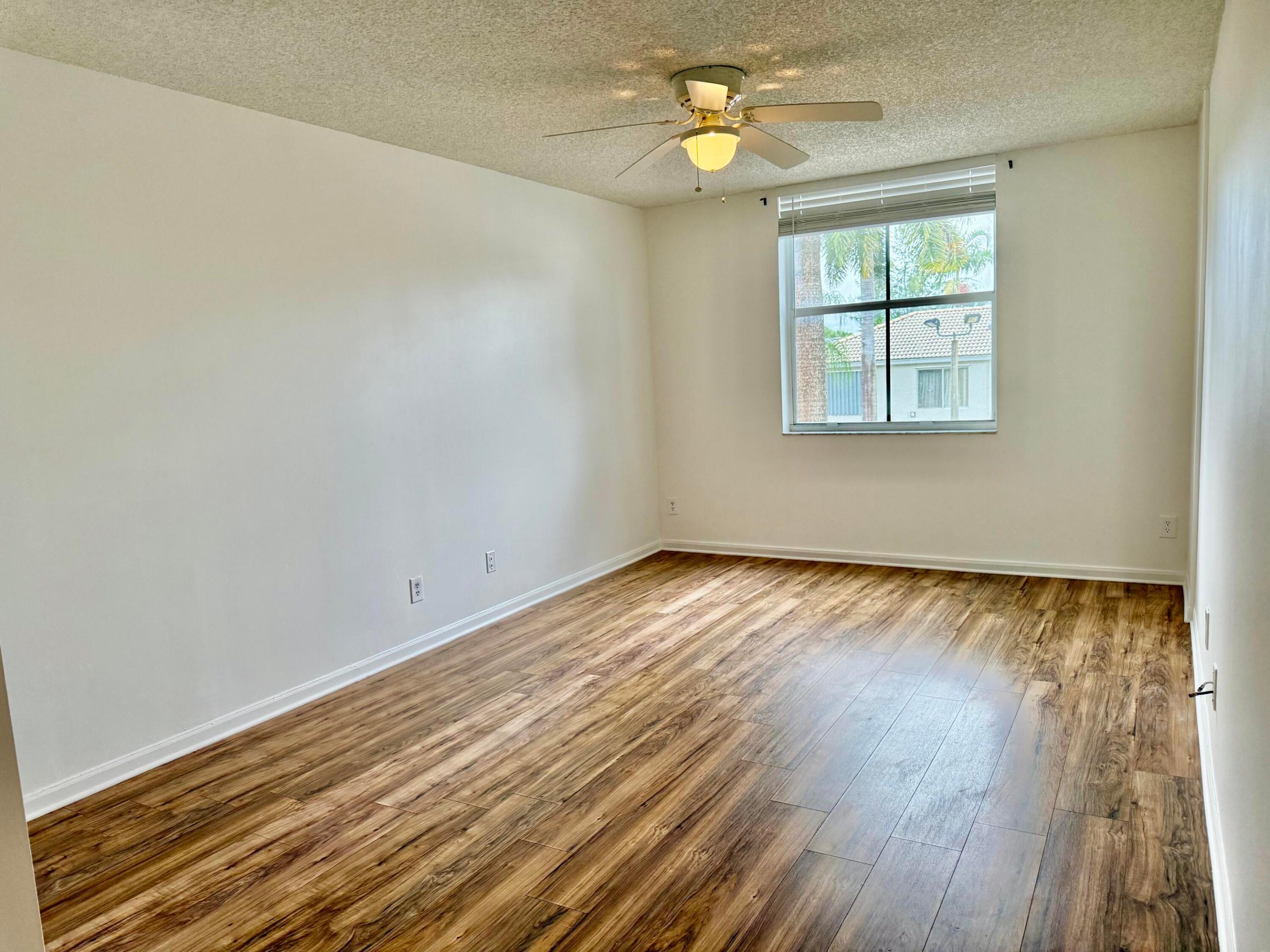 1450 SE 3rd, Dania Beach FL 33004