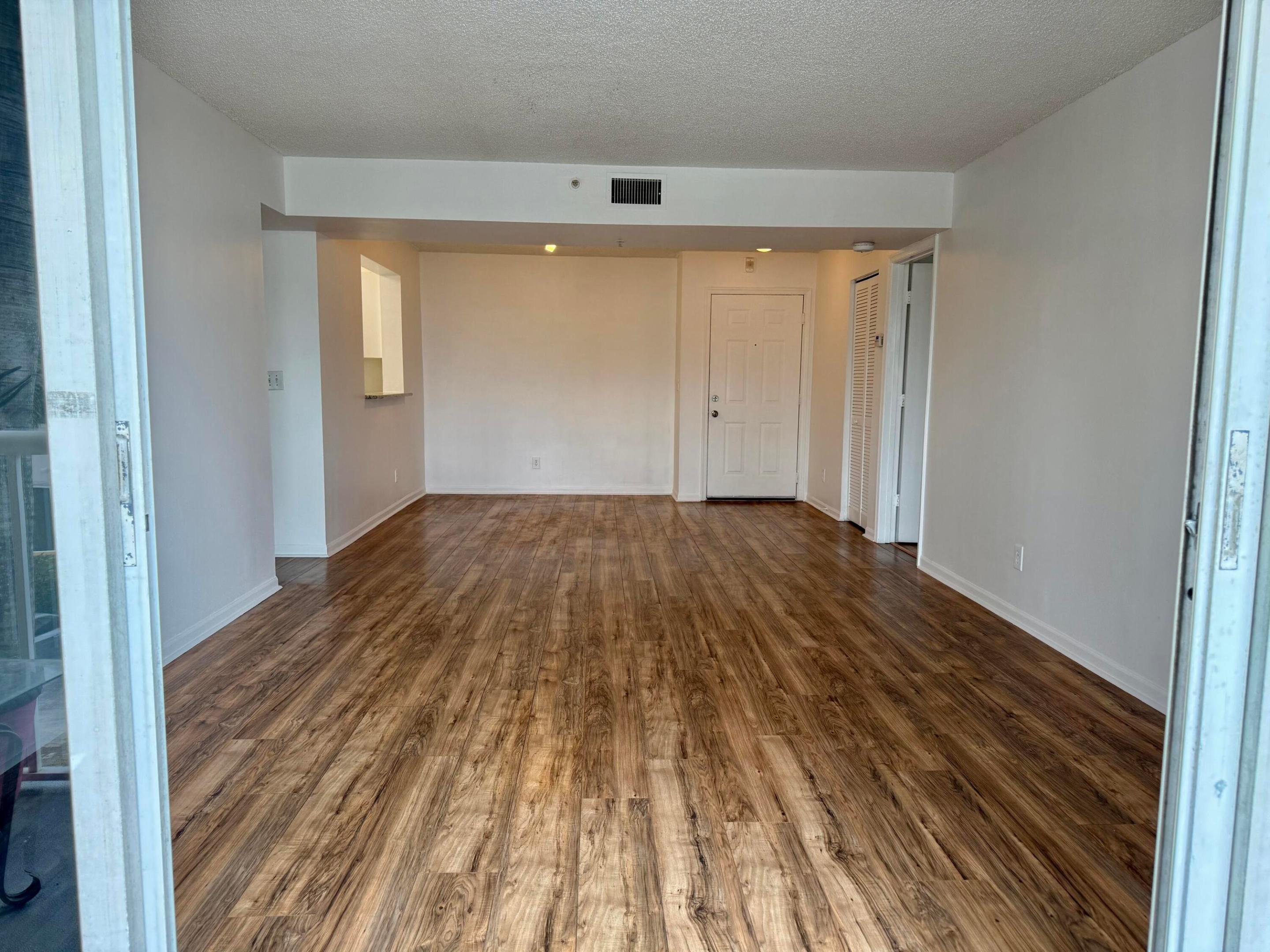 1450 SE 3rd, Dania Beach FL 33004