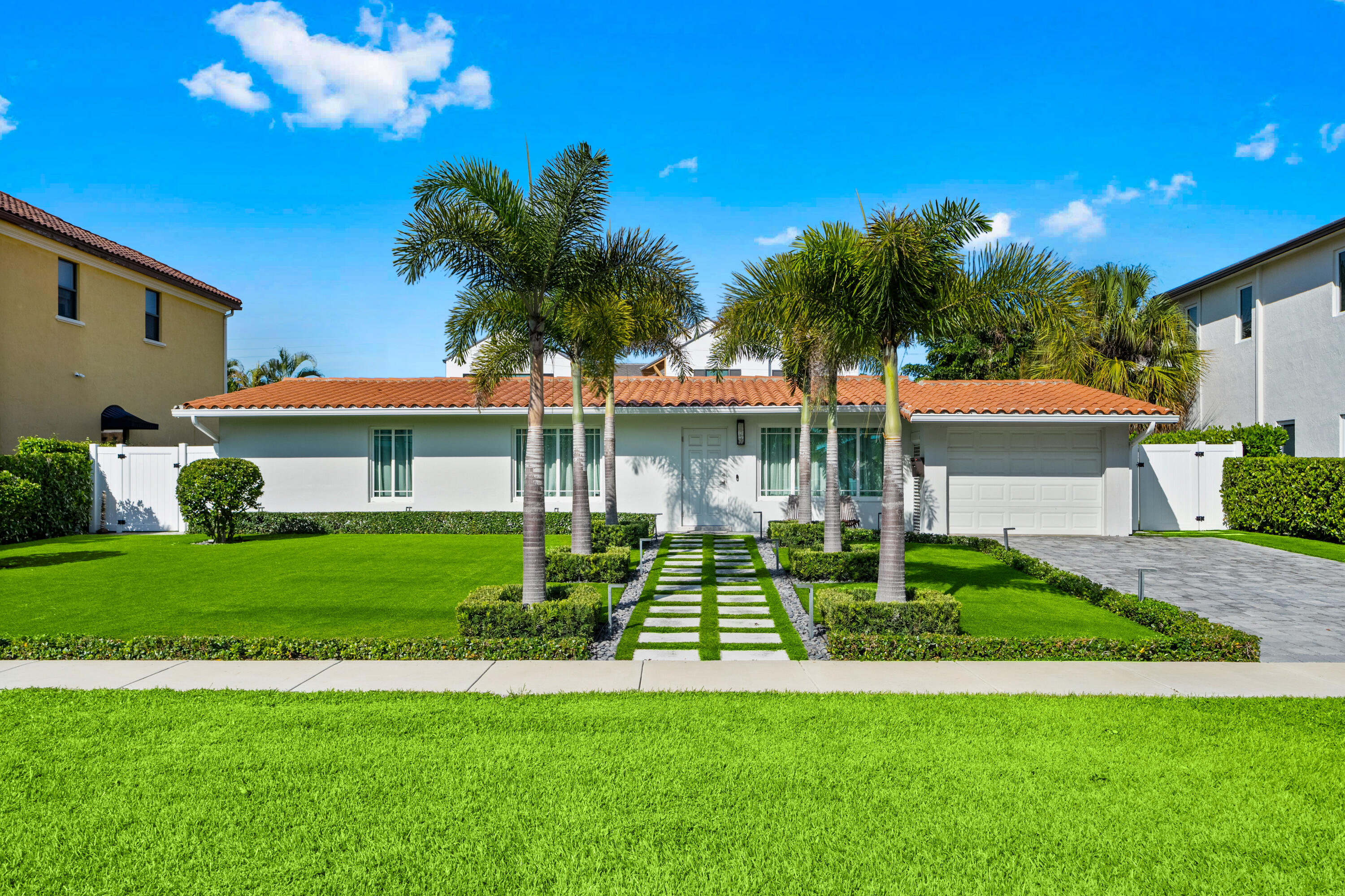 881 NE 4TH, Boca Raton FL 33432