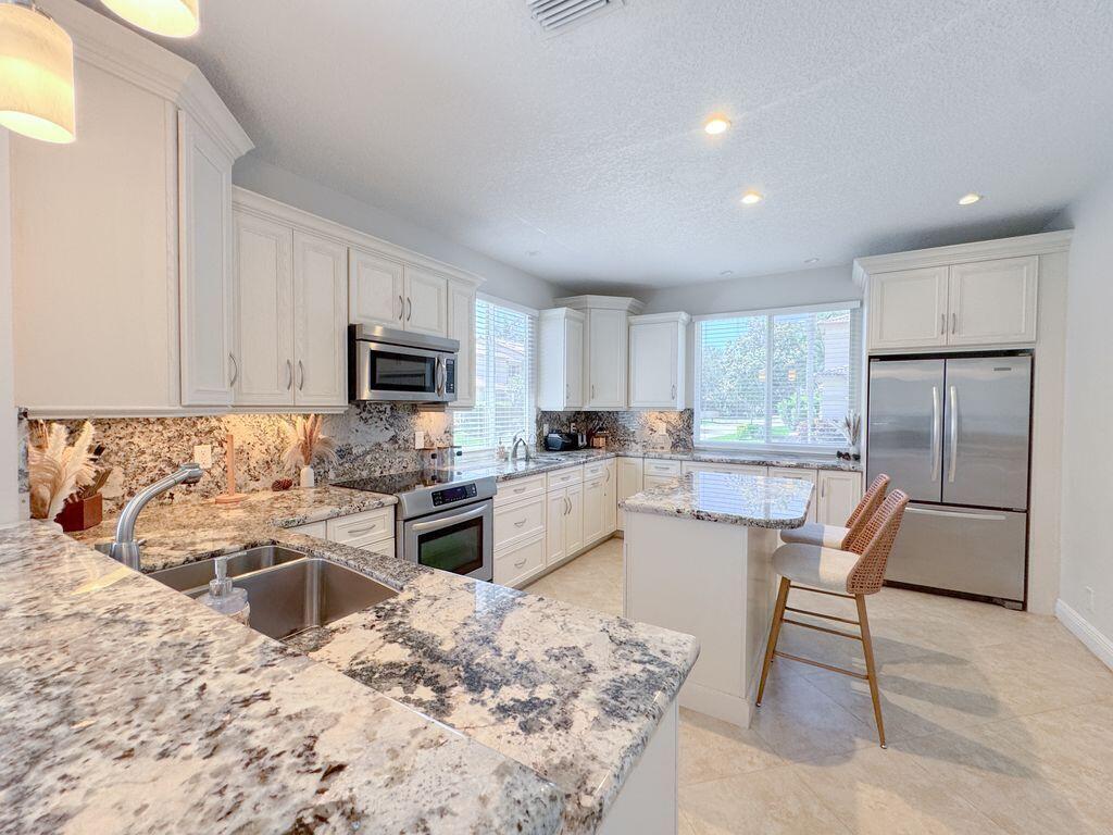 6819 VIA REGINA, Boca Raton FL 33433