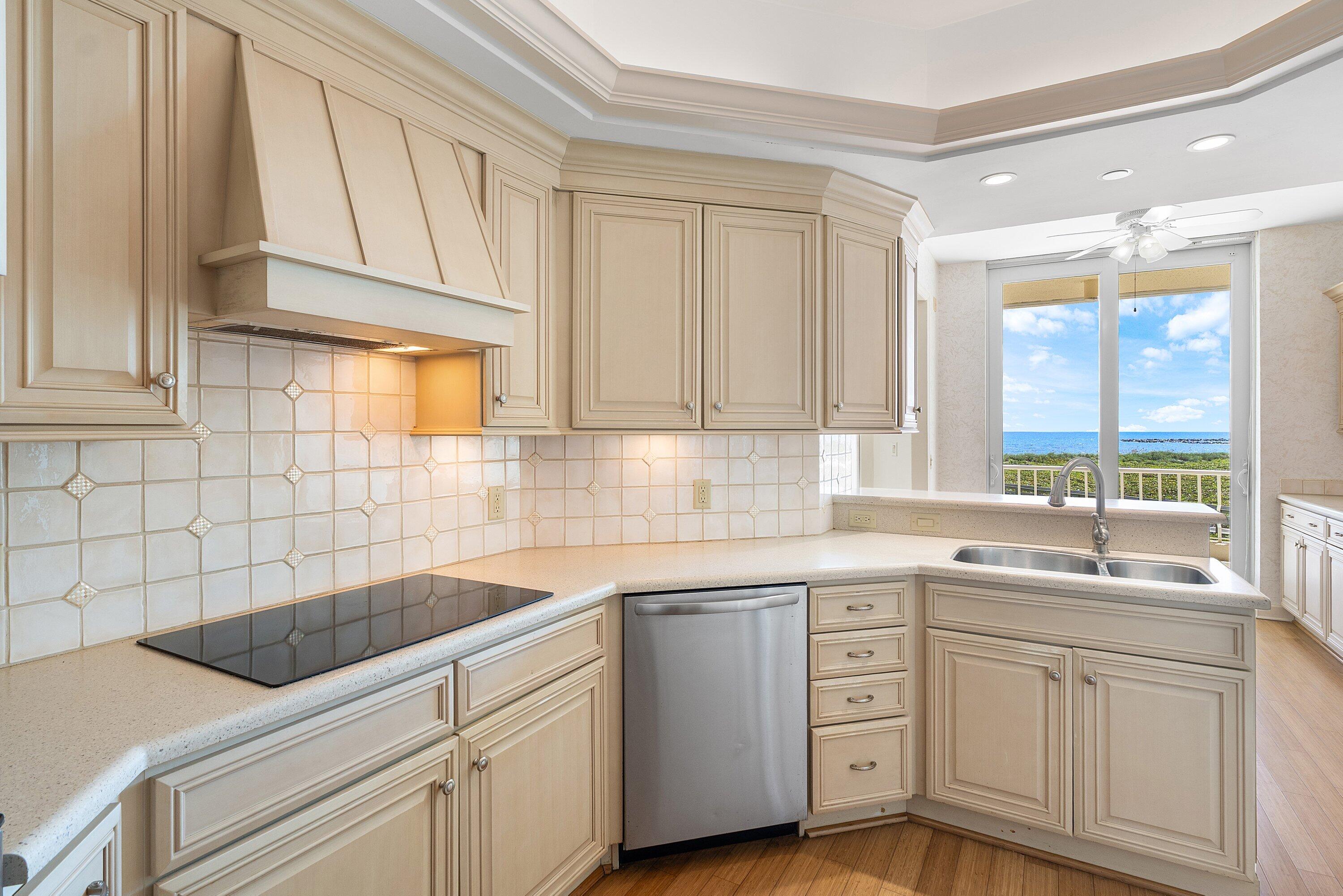2920 SE DUNE #230, Hutchinson Island FL 34996