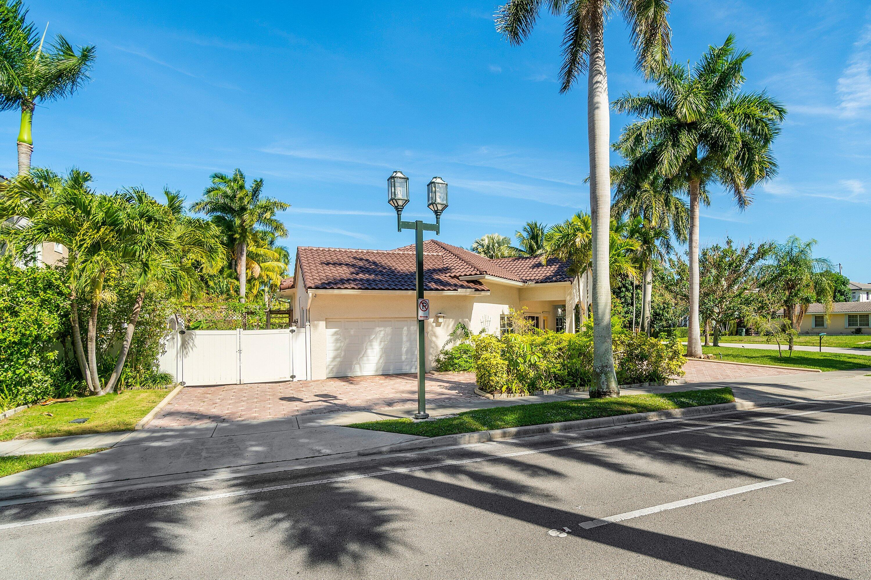 201 NE 4th, Boca Raton FL 33432