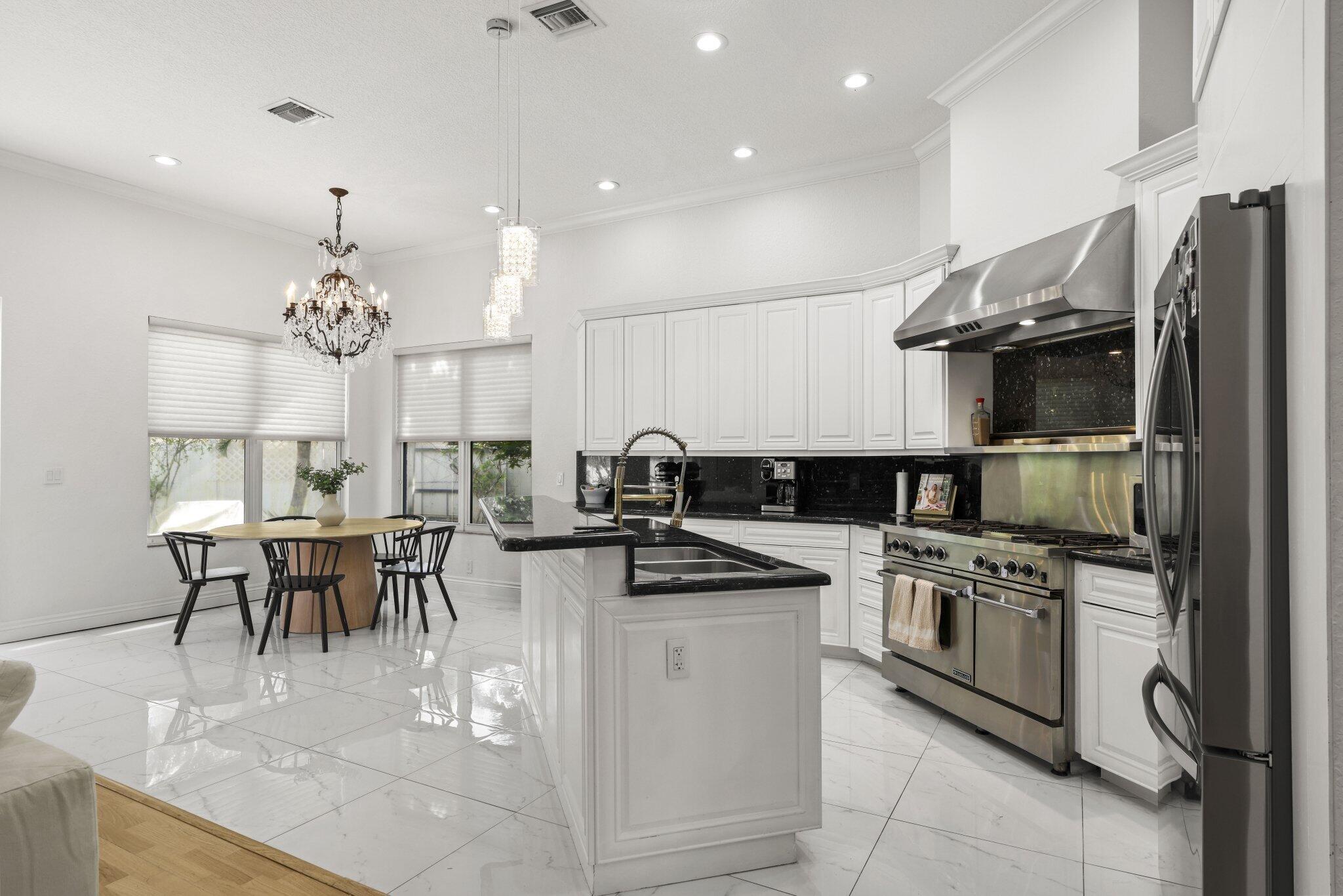 201 NE 4th, Boca Raton FL 33432