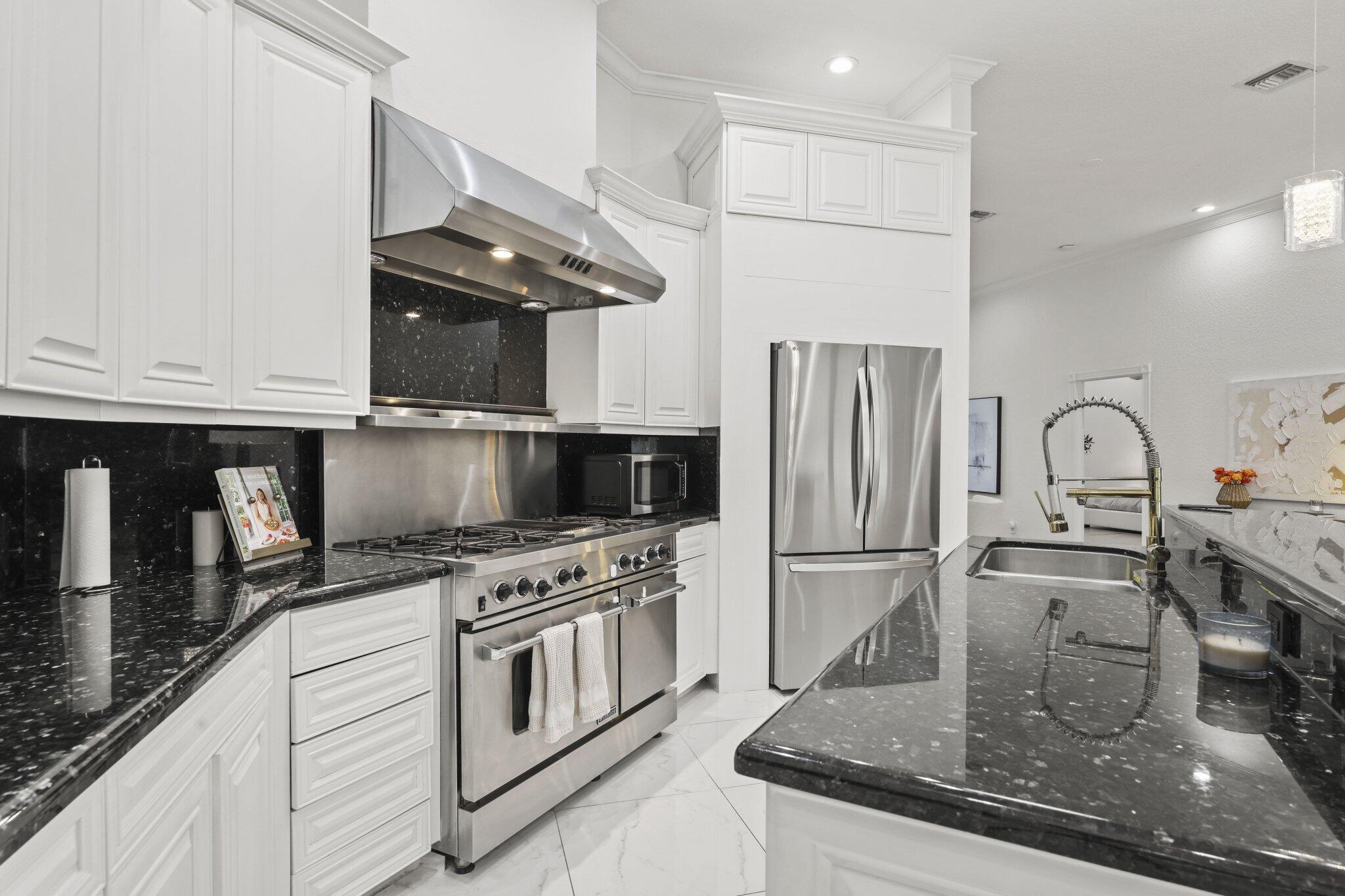 201 NE 4th, Boca Raton FL 33432