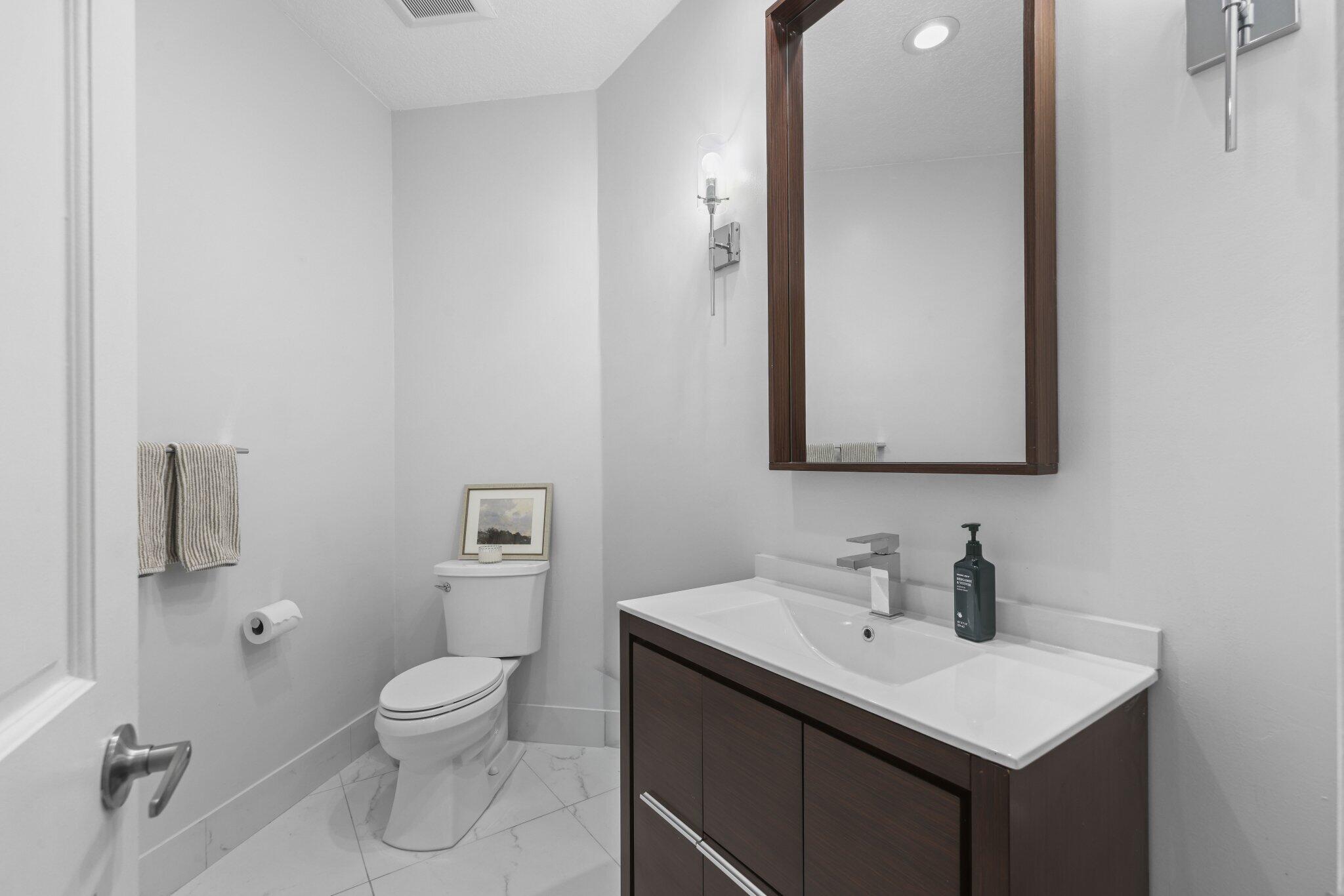 201 NE 4th, Boca Raton FL 33432