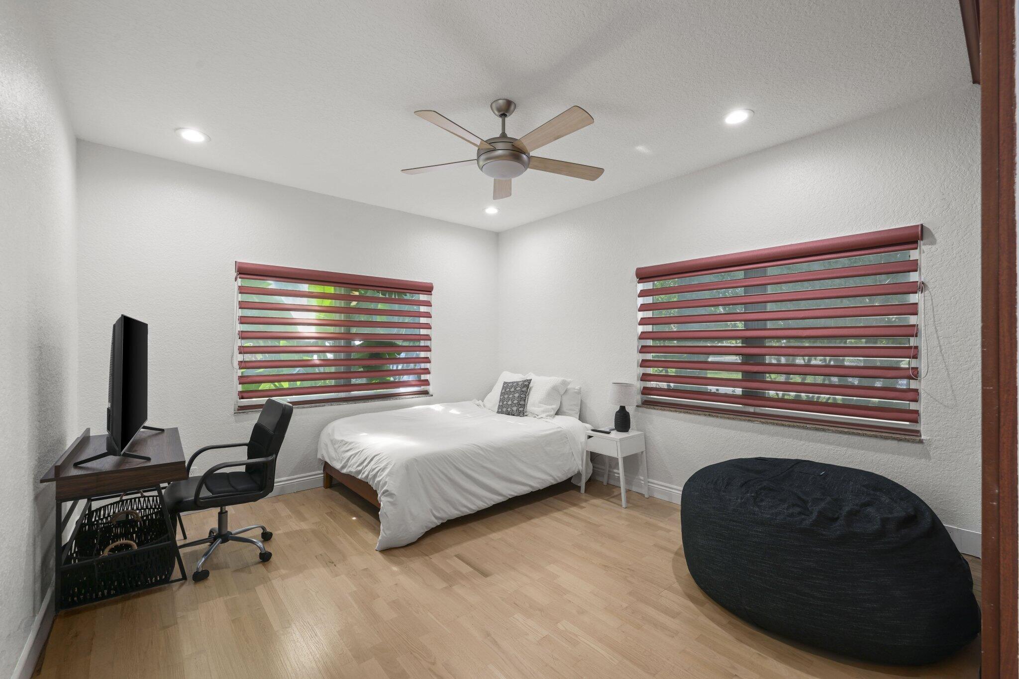 201 NE 4th, Boca Raton FL 33432