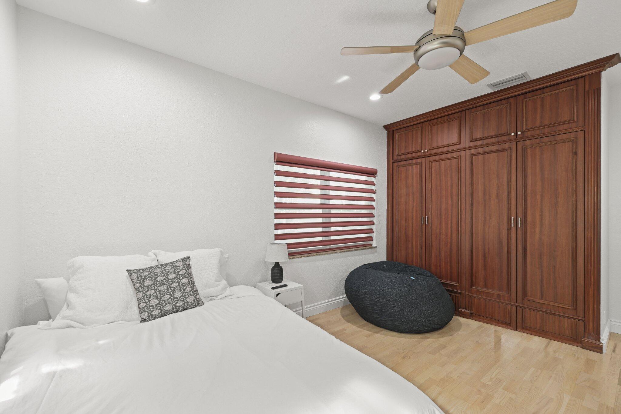 201 NE 4th, Boca Raton FL 33432