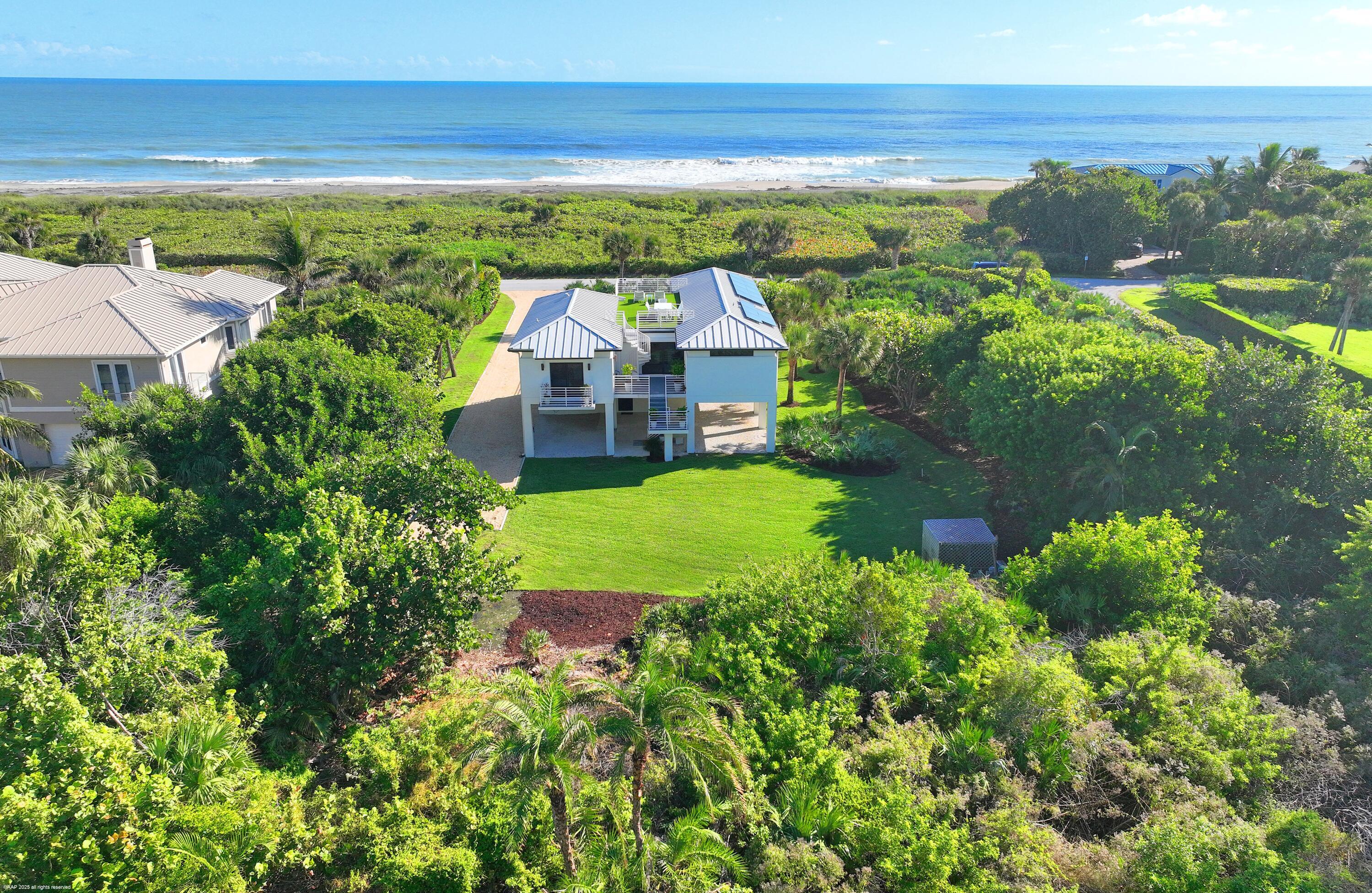 116 N BEACH, Jupiter Island FL 33455