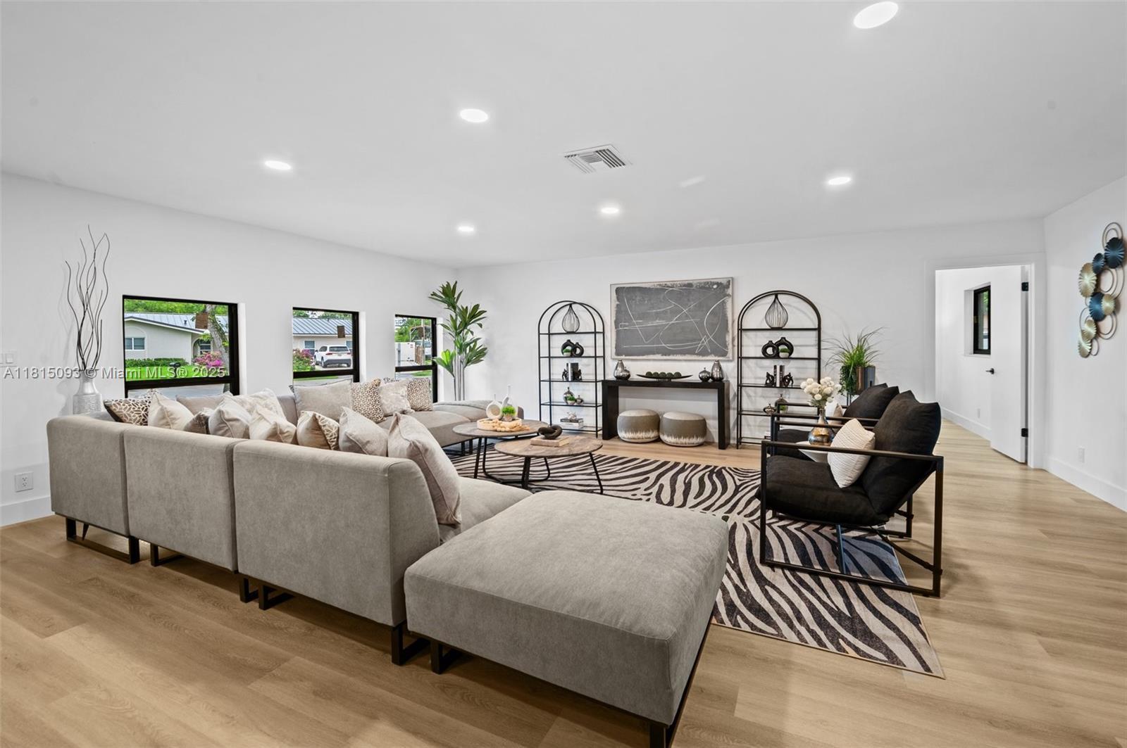 679 SW 17th, Boca Raton FL 33486