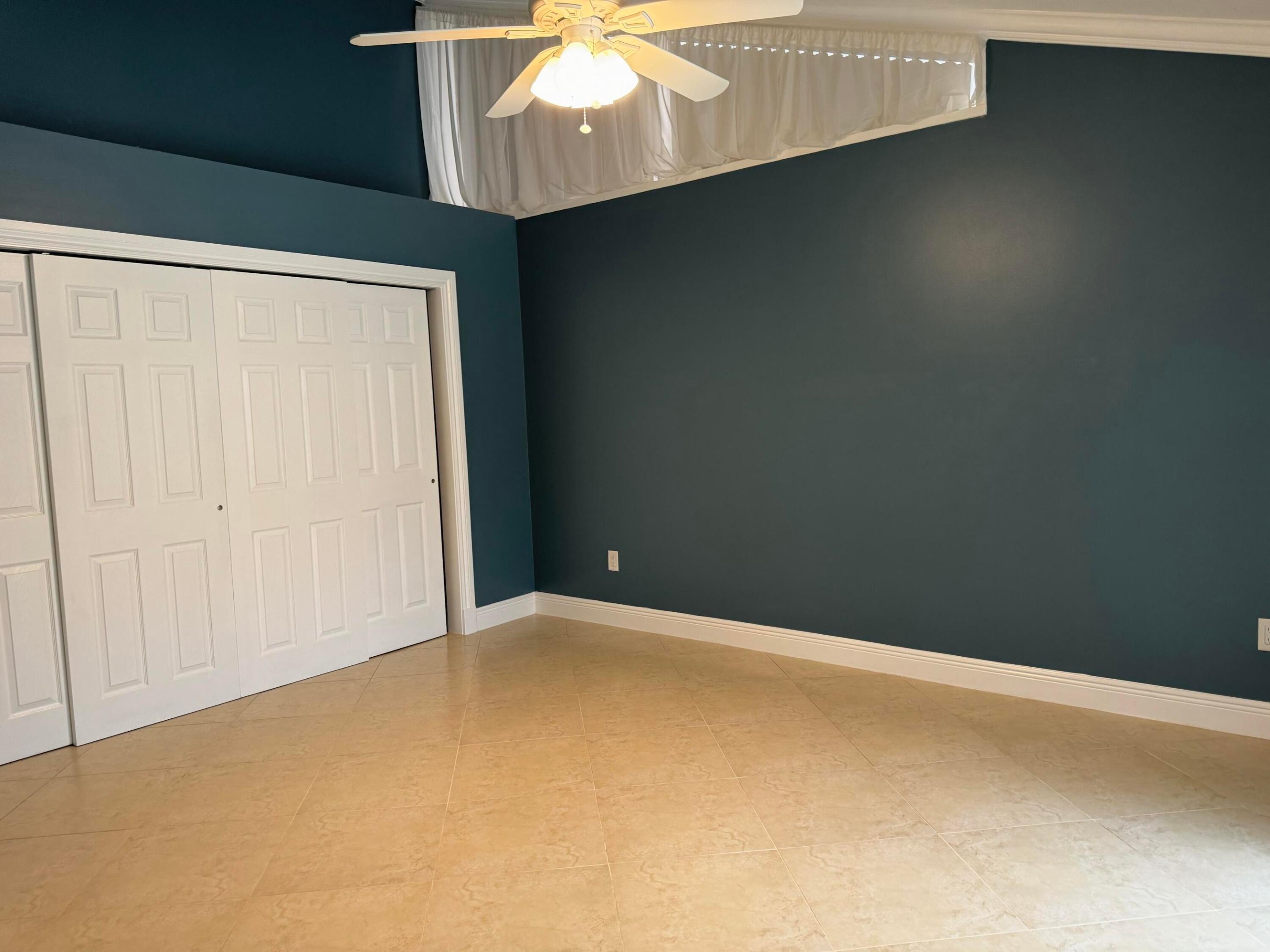 5372 Eagle Lake, Palm Beach Gardens FL 33418