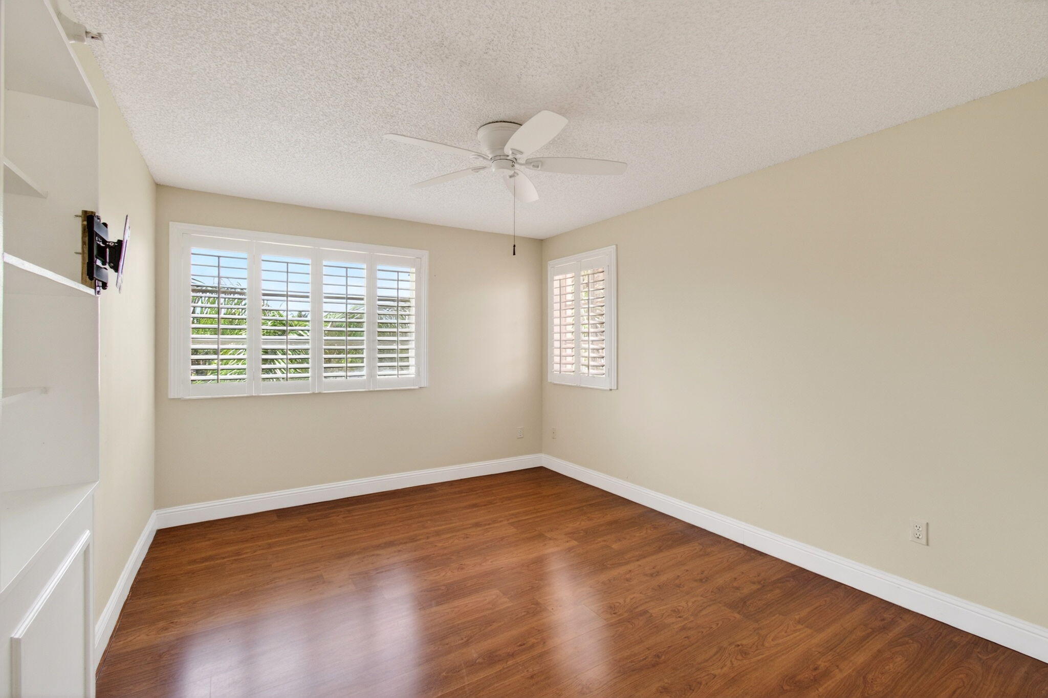 157 Yacht Club #303, Hypoluxo FL 33462