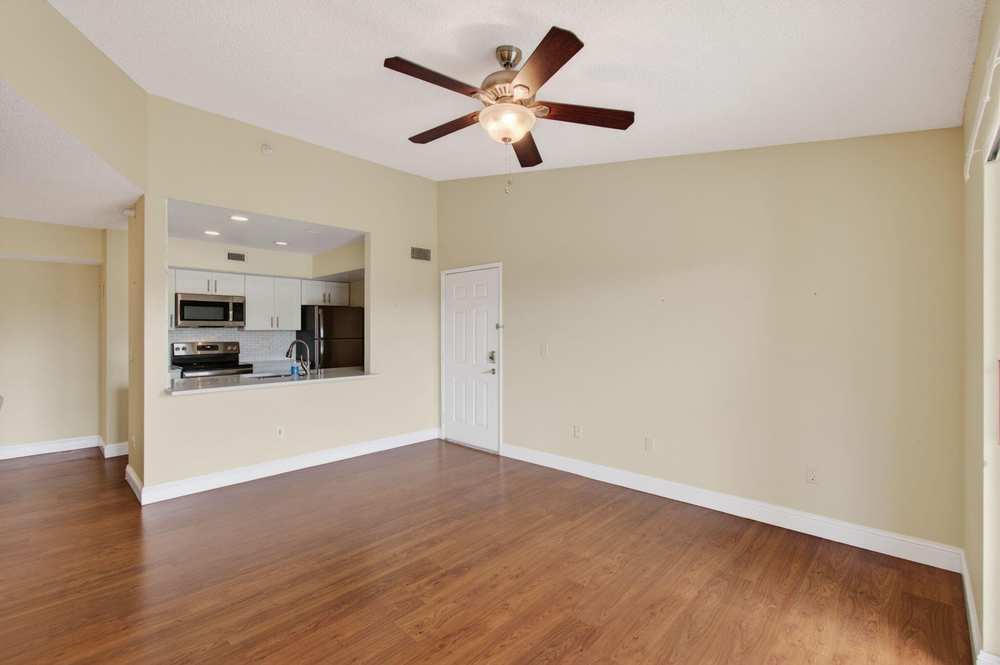 157 Yacht Club #303, Hypoluxo FL 33462