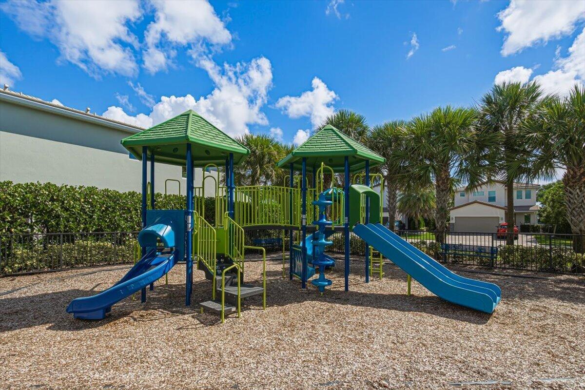 4065 MARINA, Deerfield Beach FL 33064