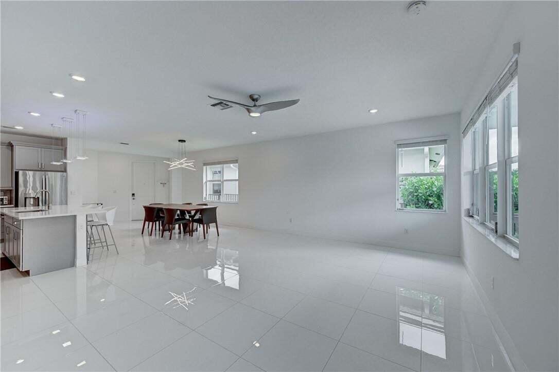 4065 MARINA, Deerfield Beach FL 33064