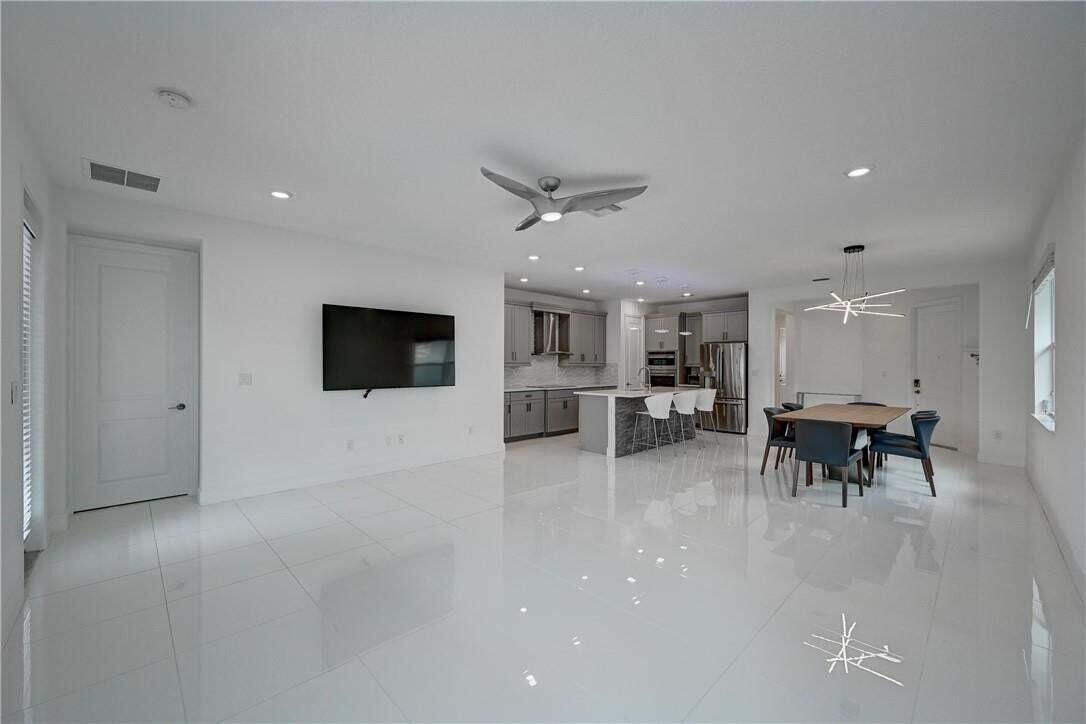 4065 MARINA, Deerfield Beach FL 33064