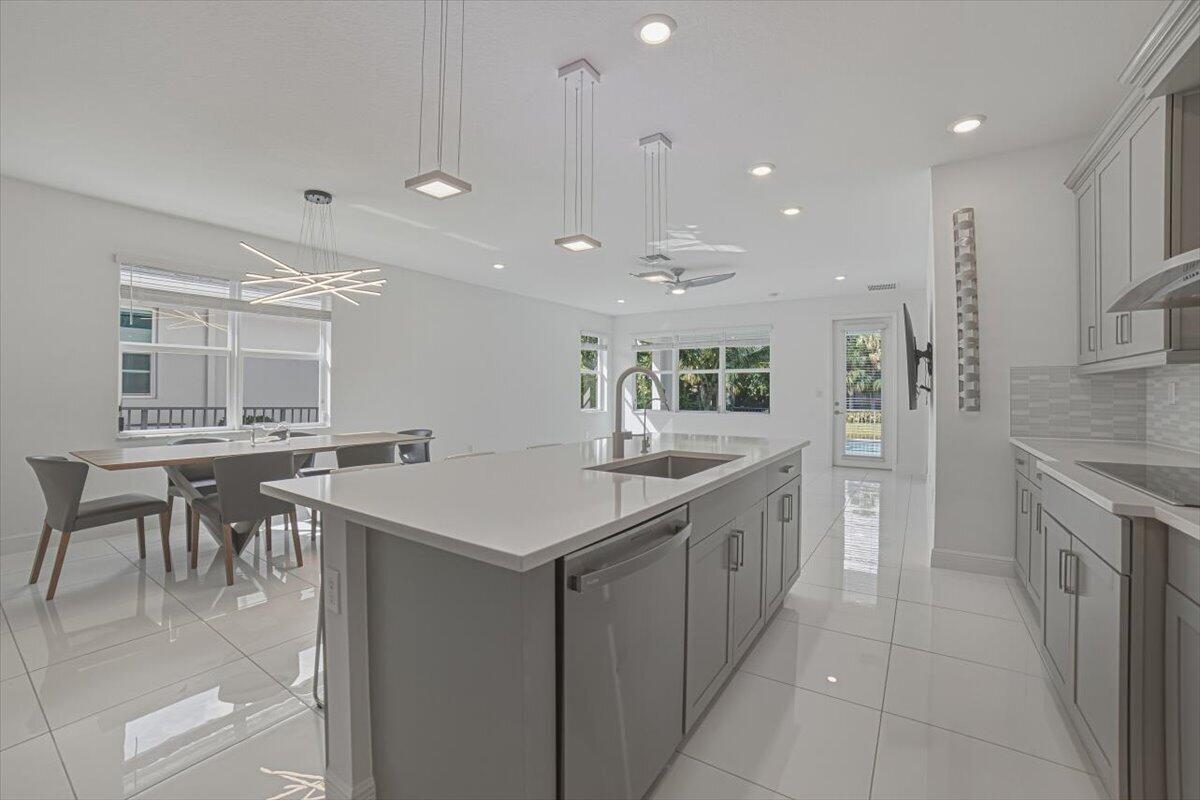 4065 MARINA, Deerfield Beach FL 33064