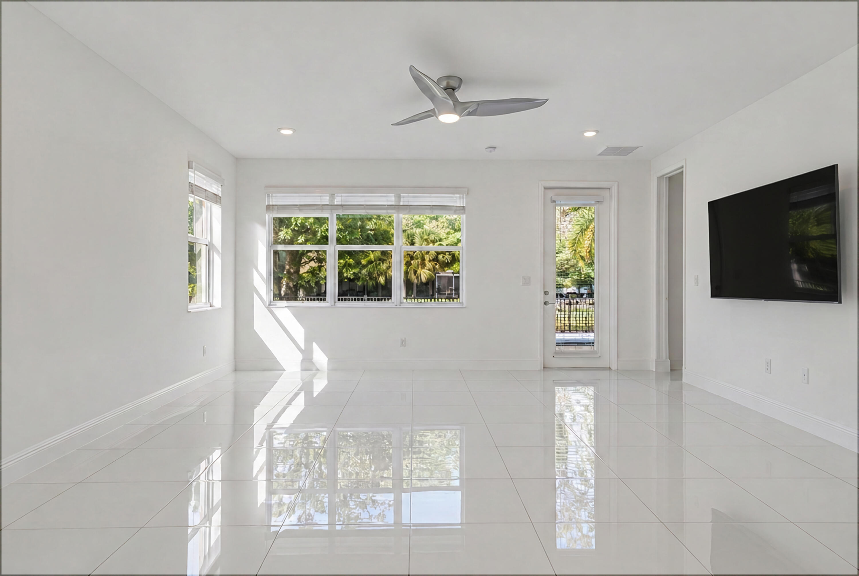 4065 MARINA, Deerfield Beach FL 33064