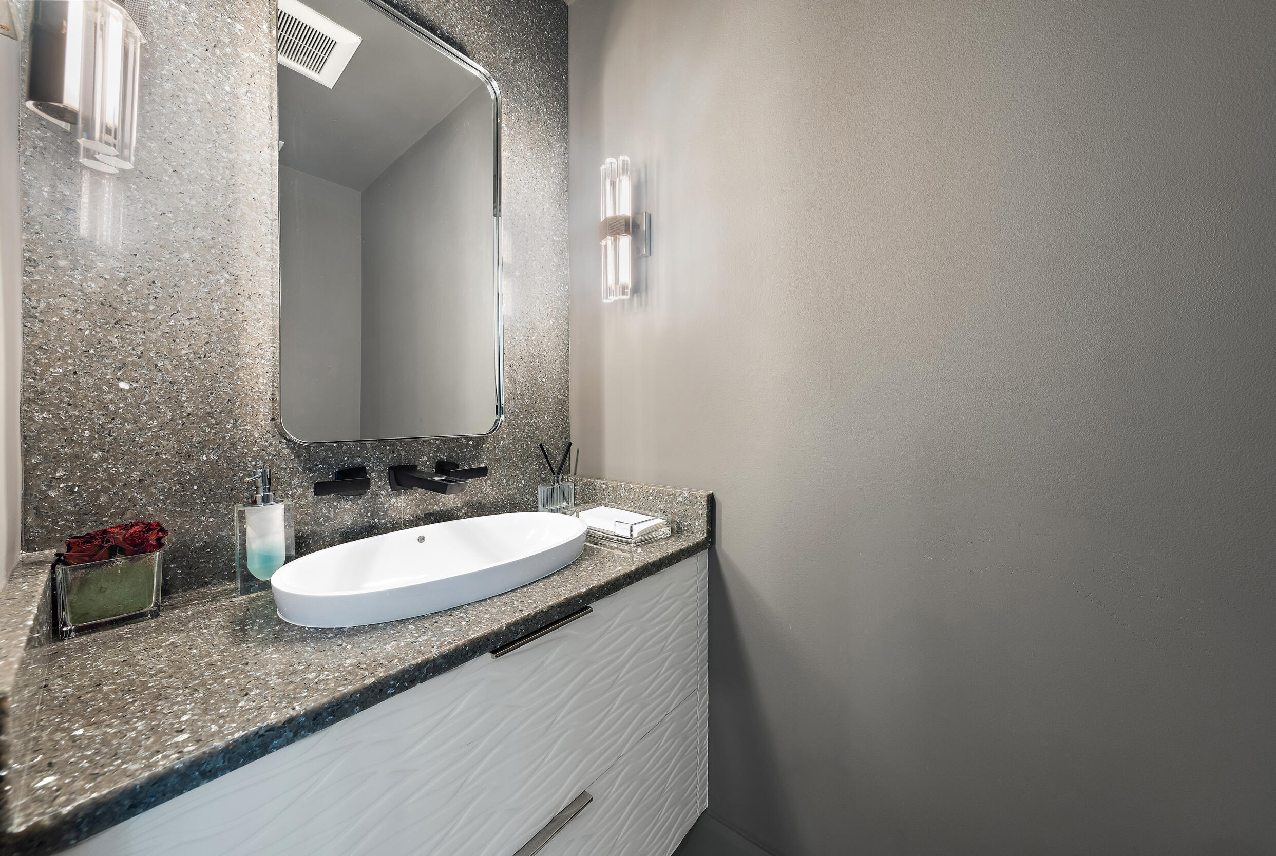 214 Eagle, Jupiter FL 33477