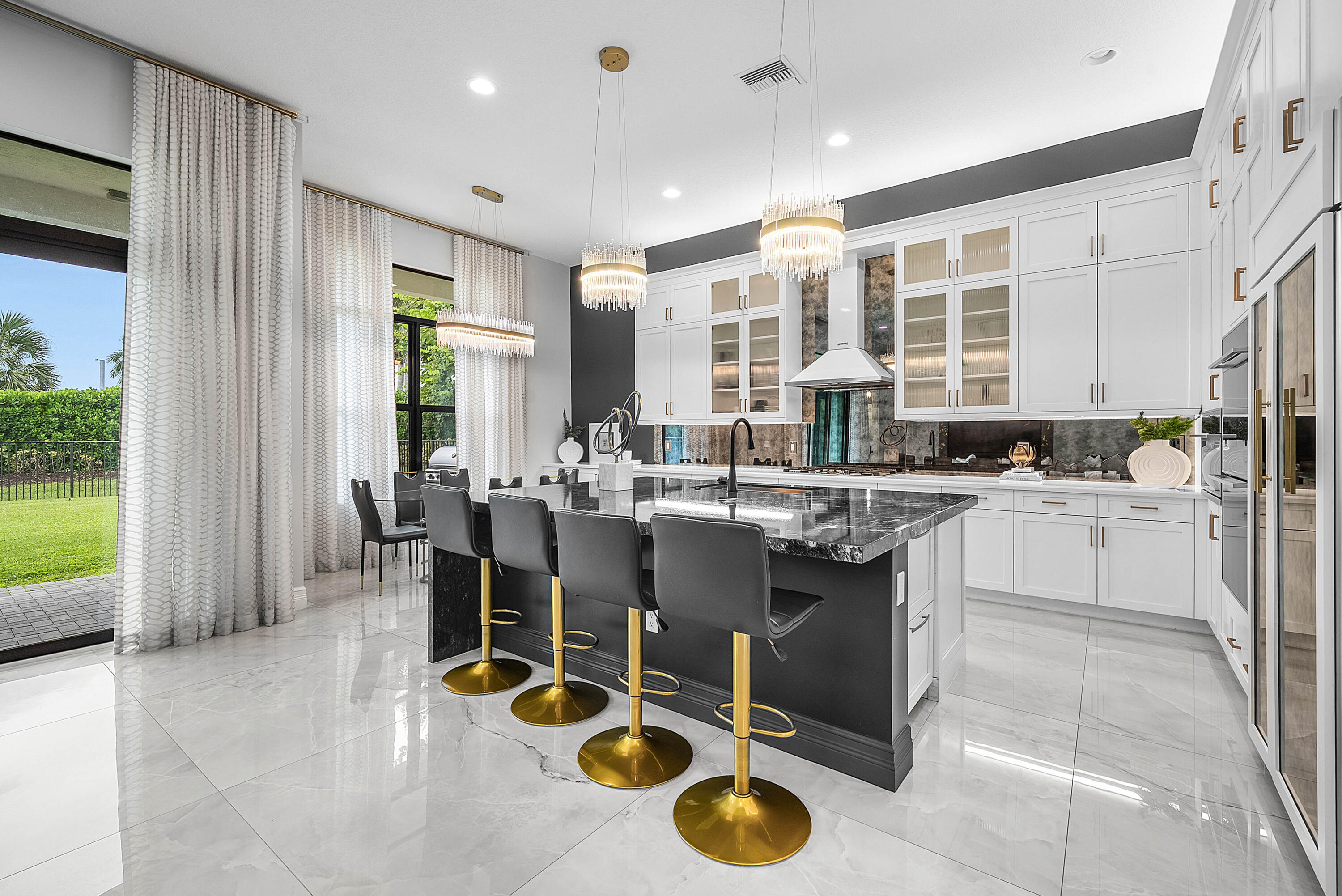 8985 CHAUVET, Boca Raton FL 33496