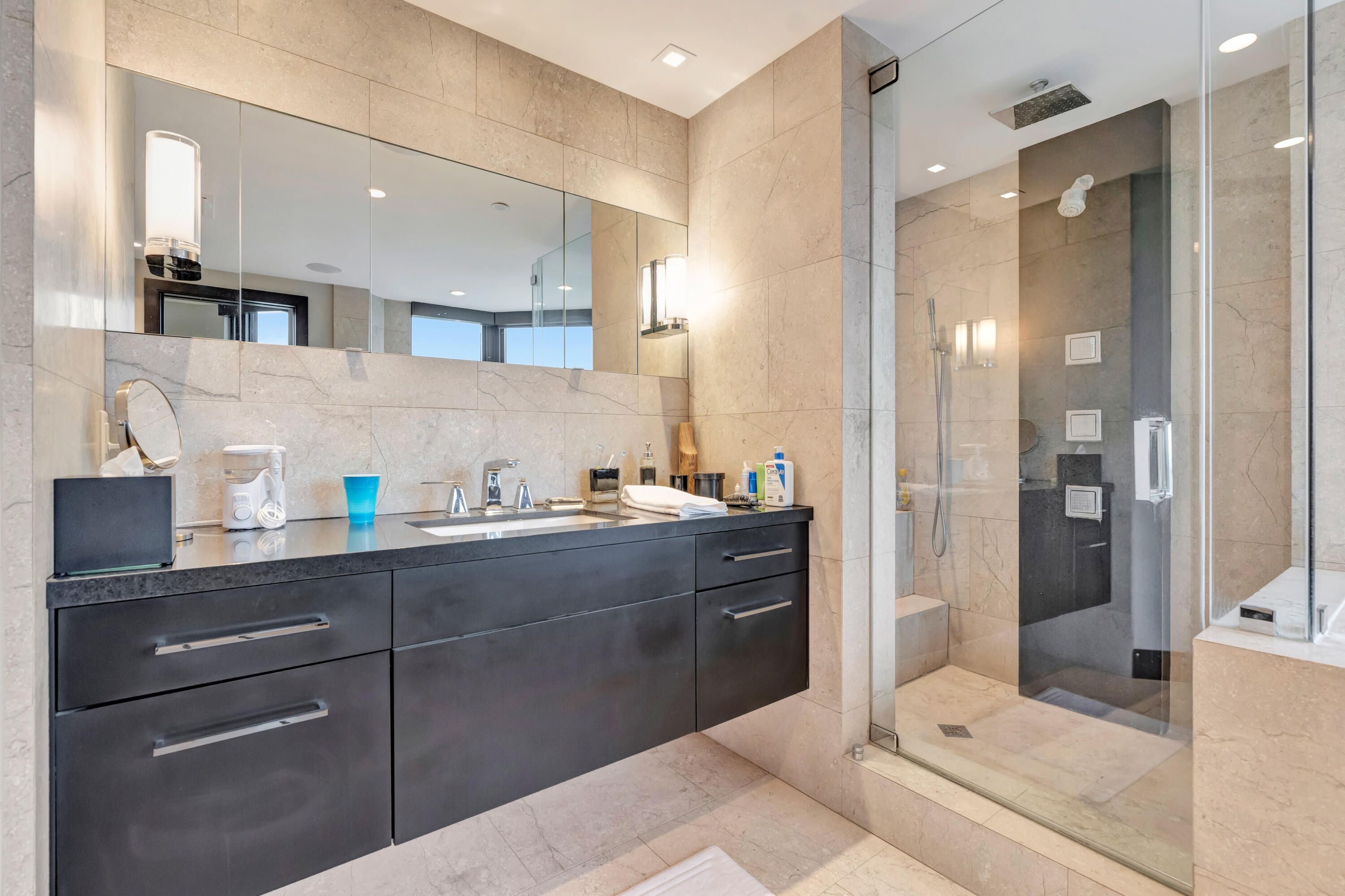 570 Ocean #602, Juno Beach FL 33408