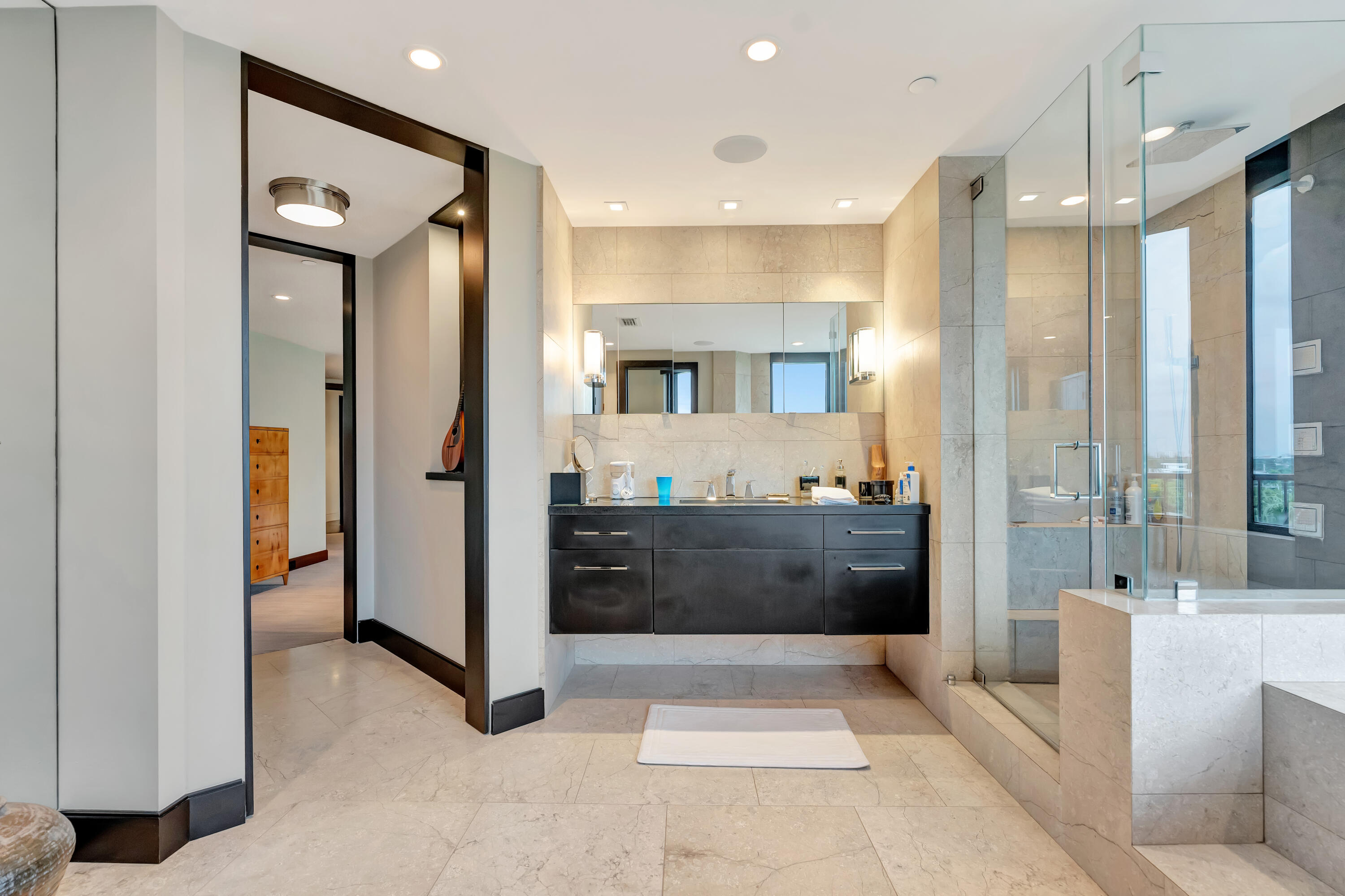 570 Ocean #602, Juno Beach FL 33408