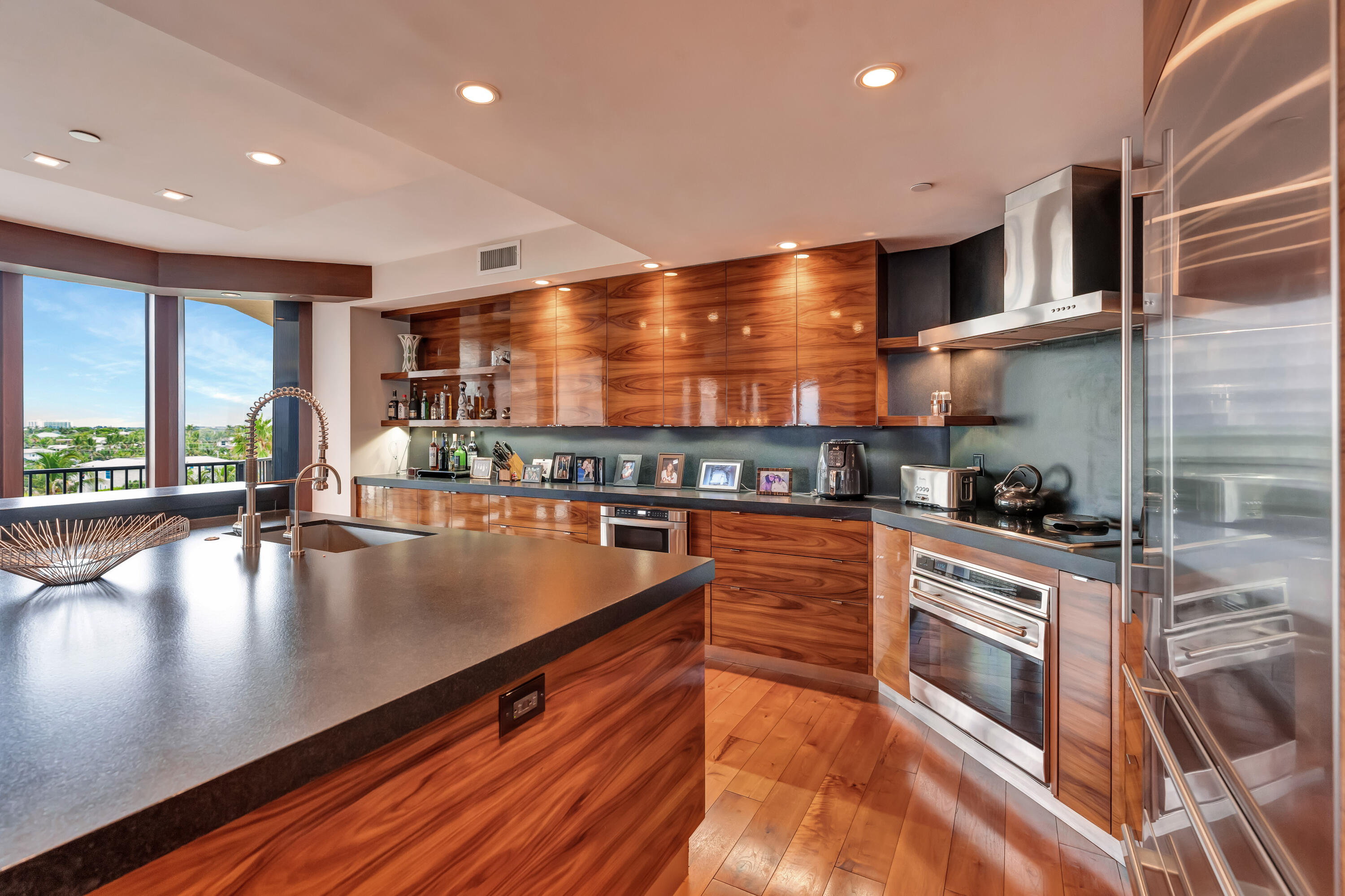 570 Ocean #602, Juno Beach FL 33408