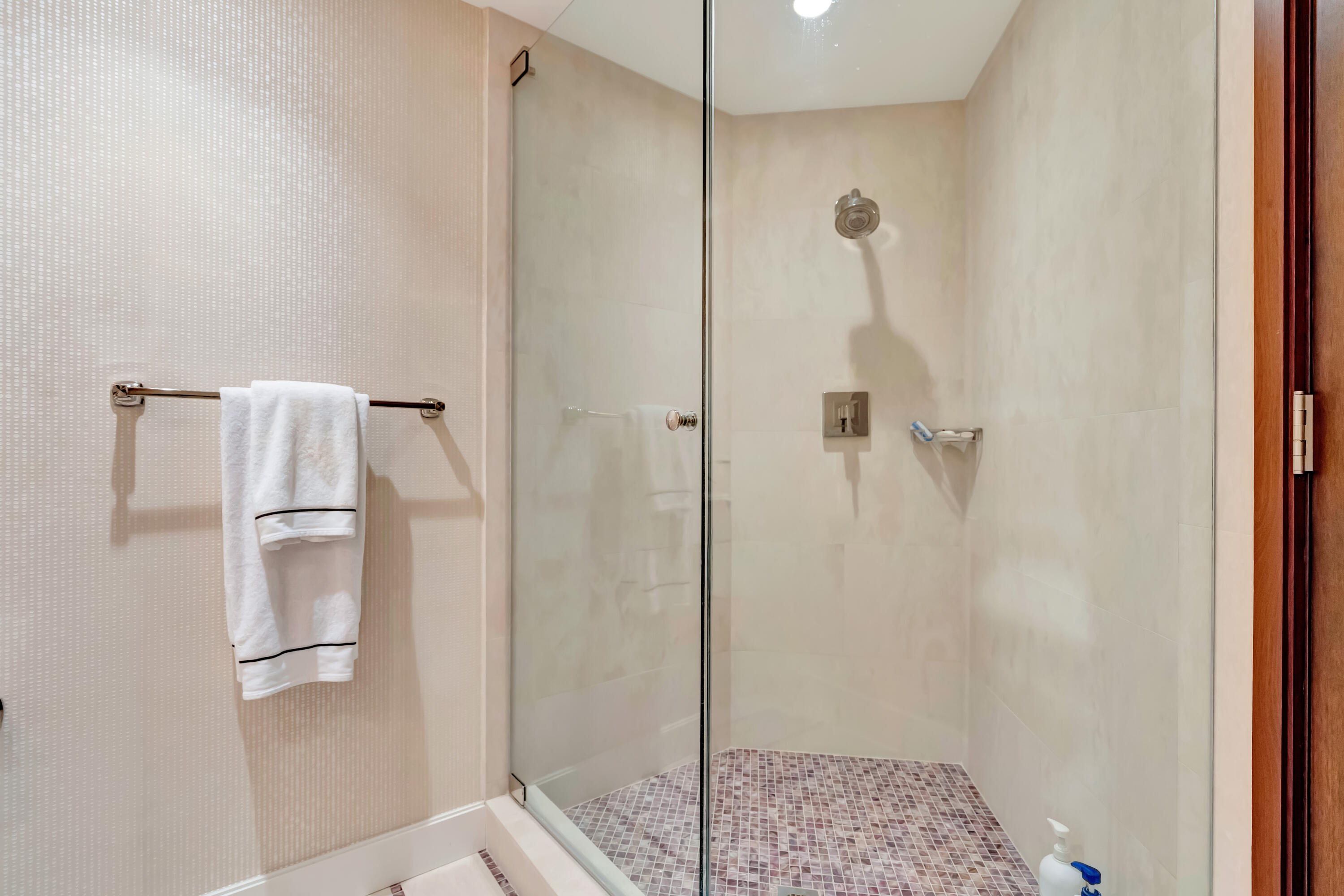 570 Ocean #602, Juno Beach FL 33408